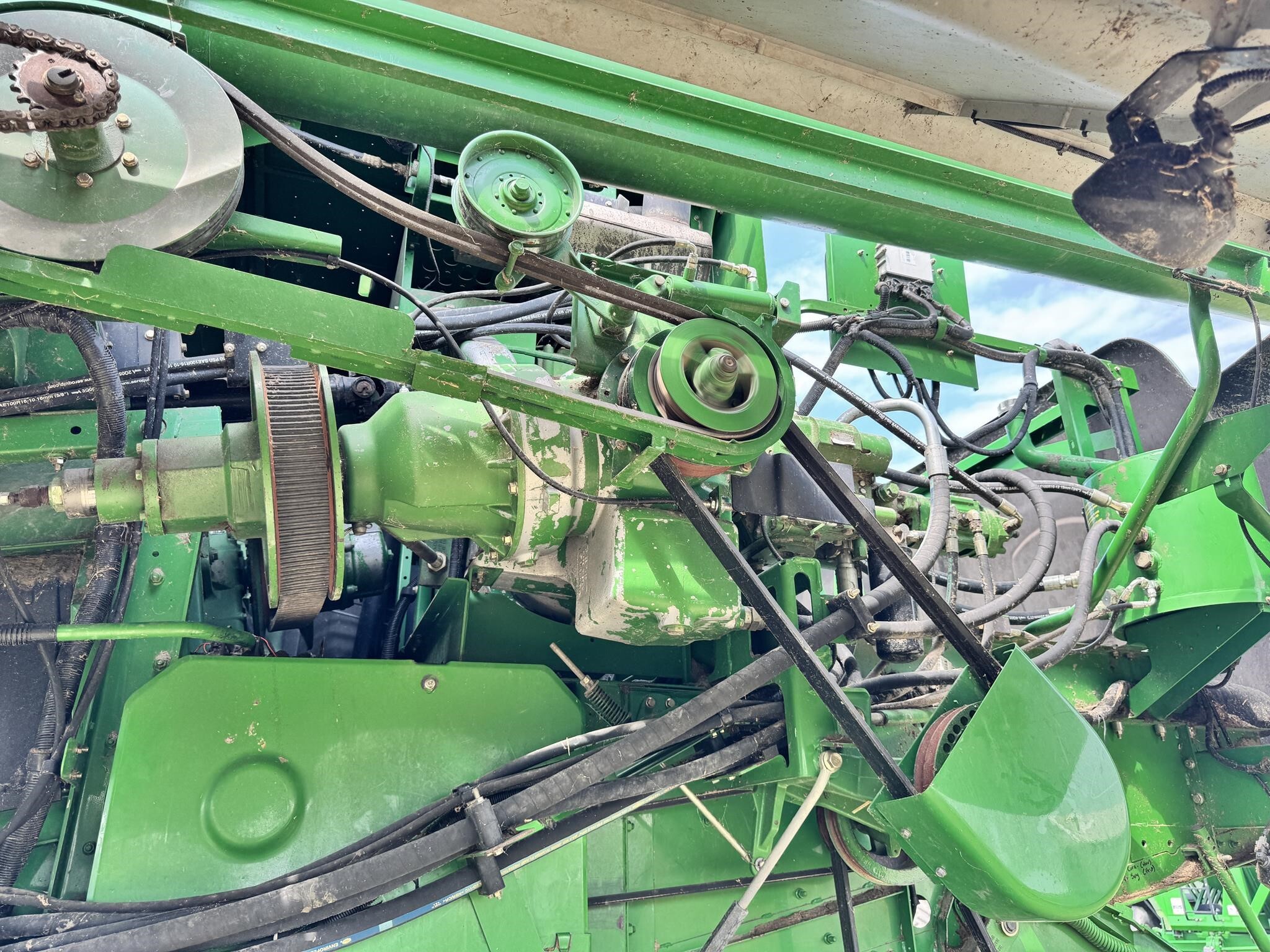 2005 John Deere 9660 STS Combine