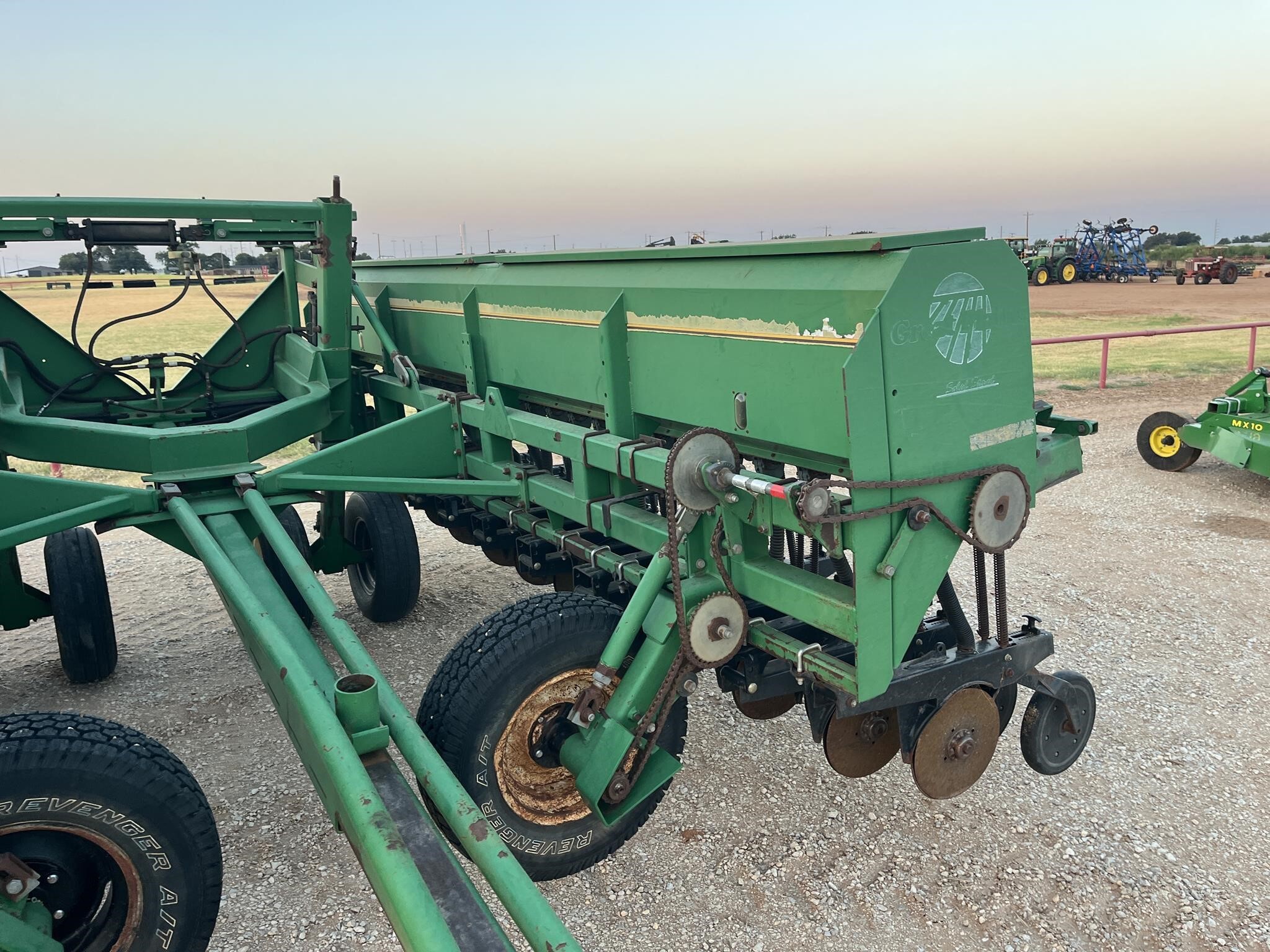  Great Plains 2SF30 Drill