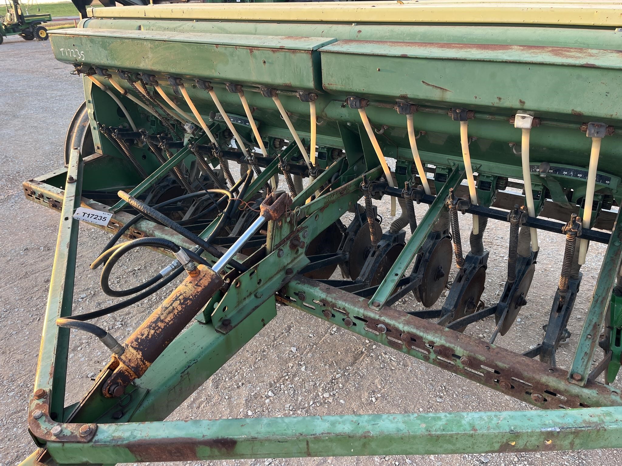  John Deere 8300 Drill