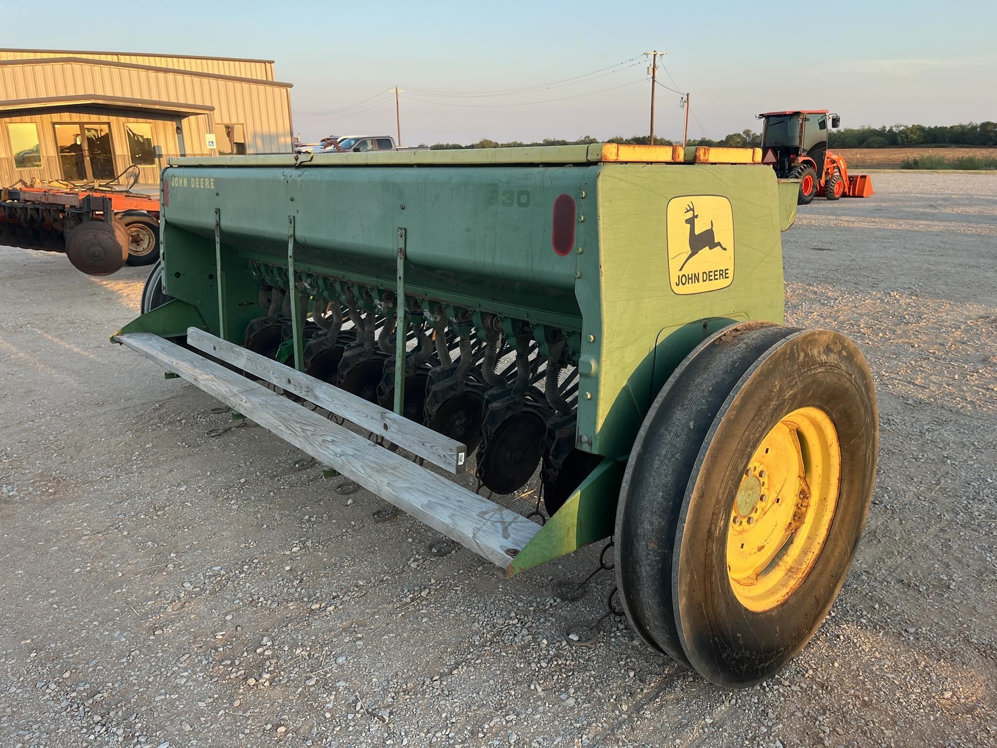  John Deere 8300 Drill