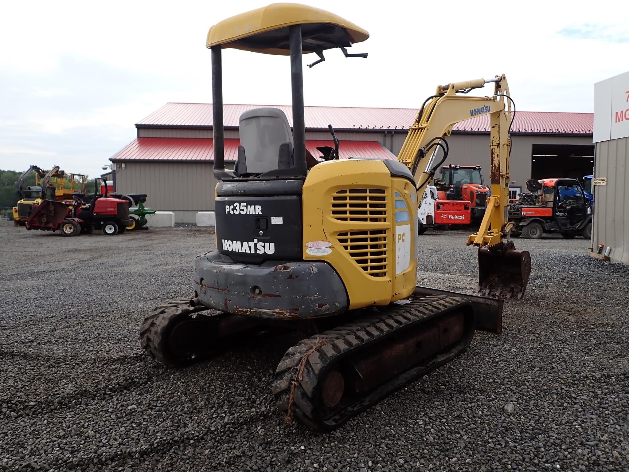 2007 Komatsu PC35MR-2 Backhoe