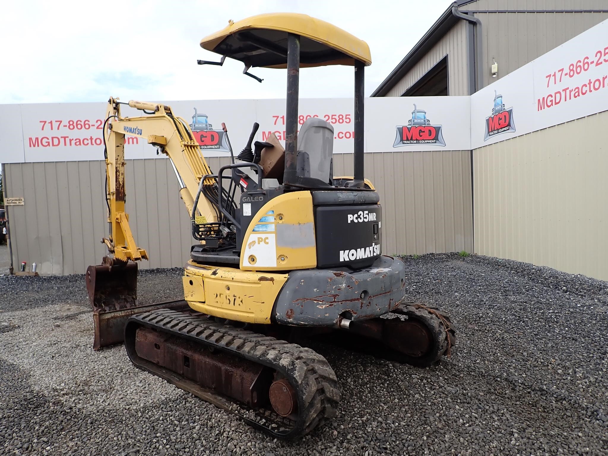 2007 Komatsu PC35MR-2 Backhoe