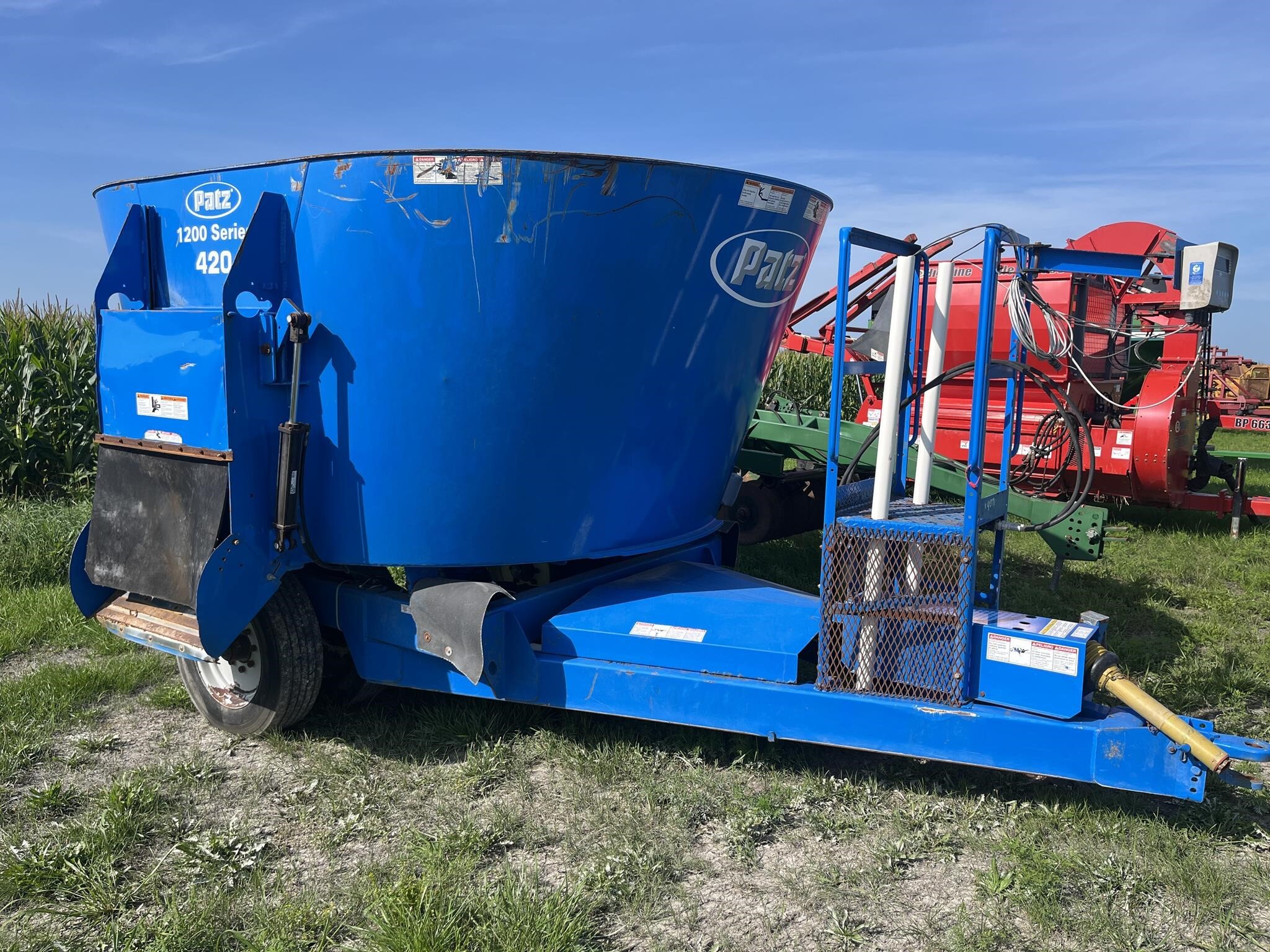 2013 Patz 1200 SERIES 420 Grinders and Mixer