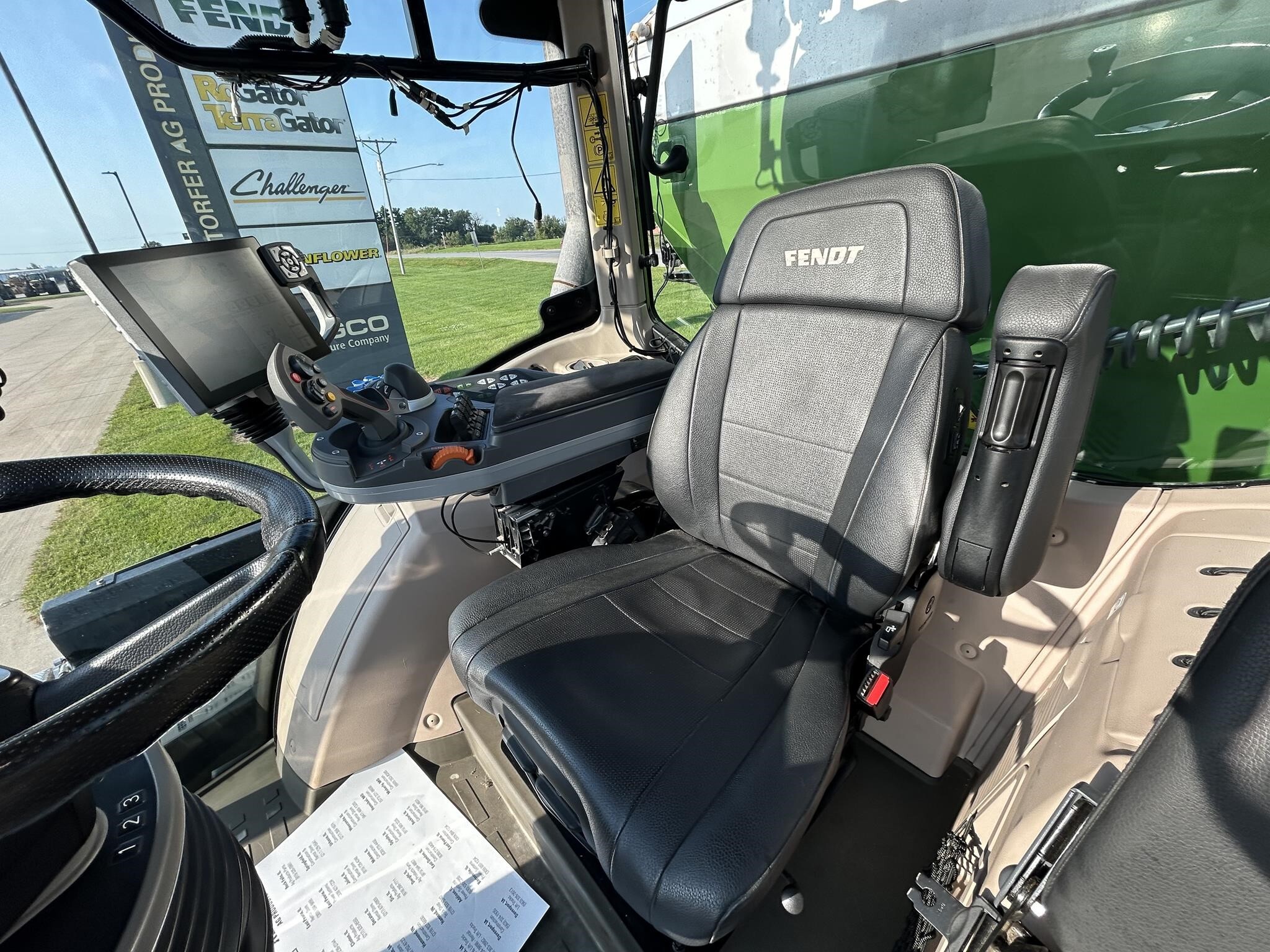 2023 Fendt RG934 Self-Propelled Sprayer