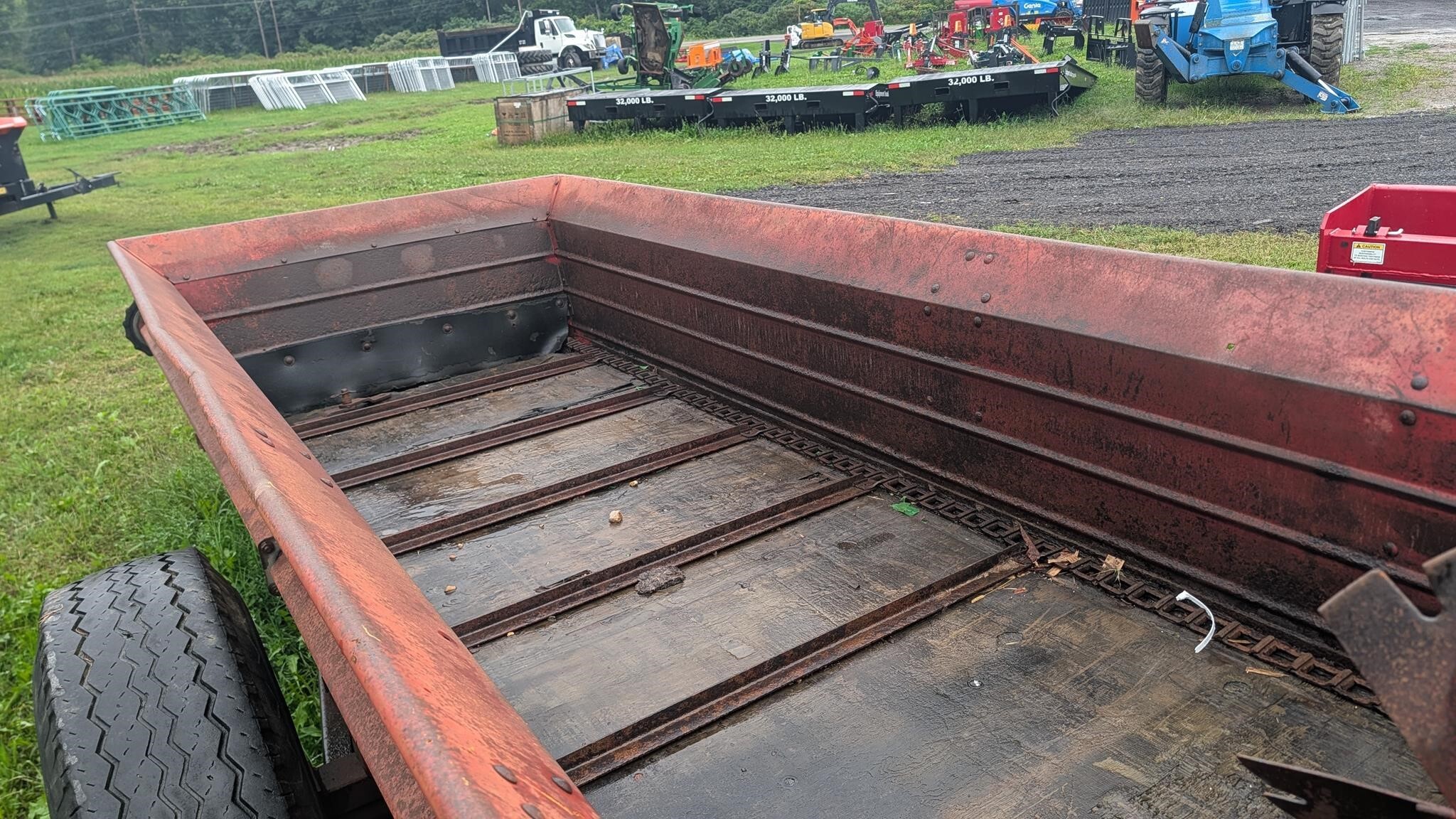 1985 International 530 Manure Spreader