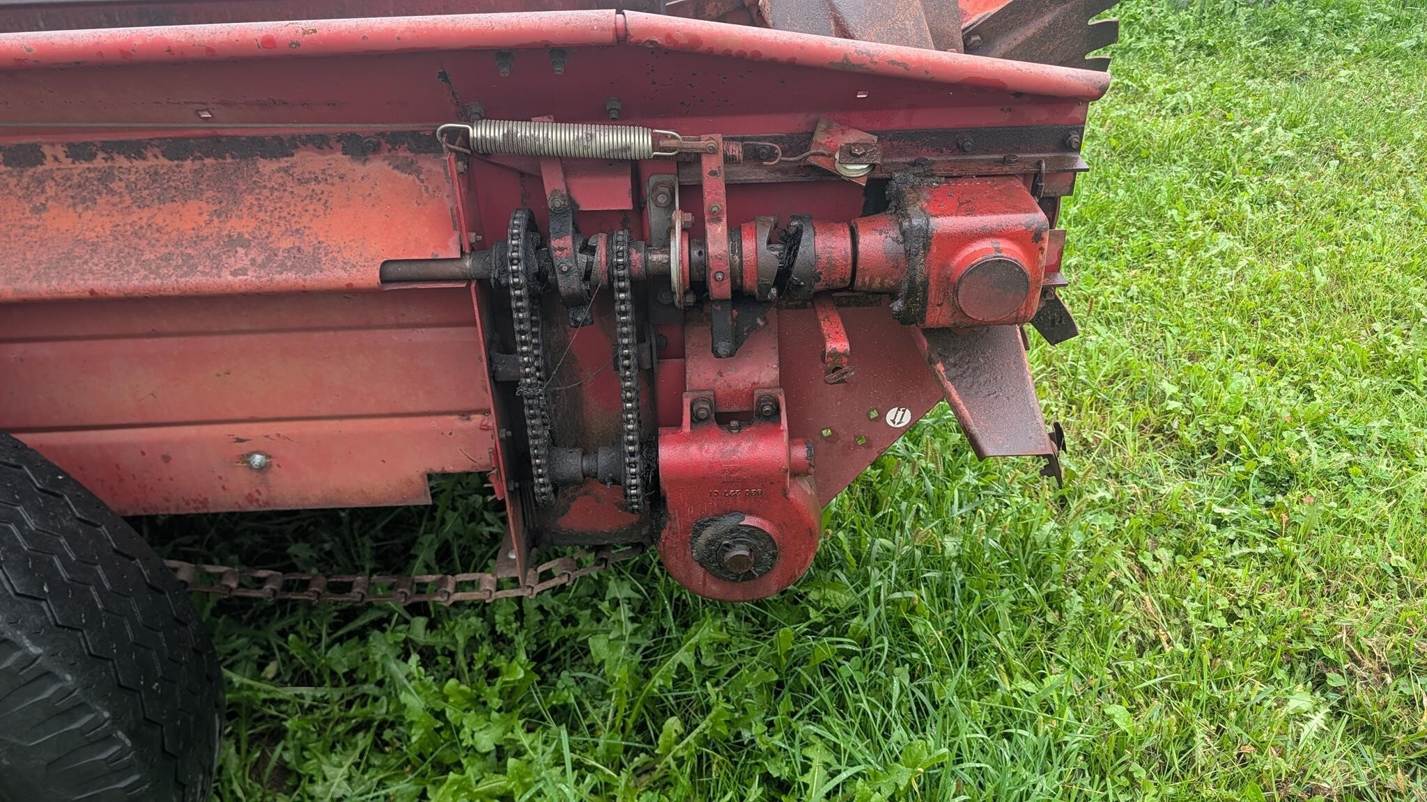 1985 International 530 Manure Spreader