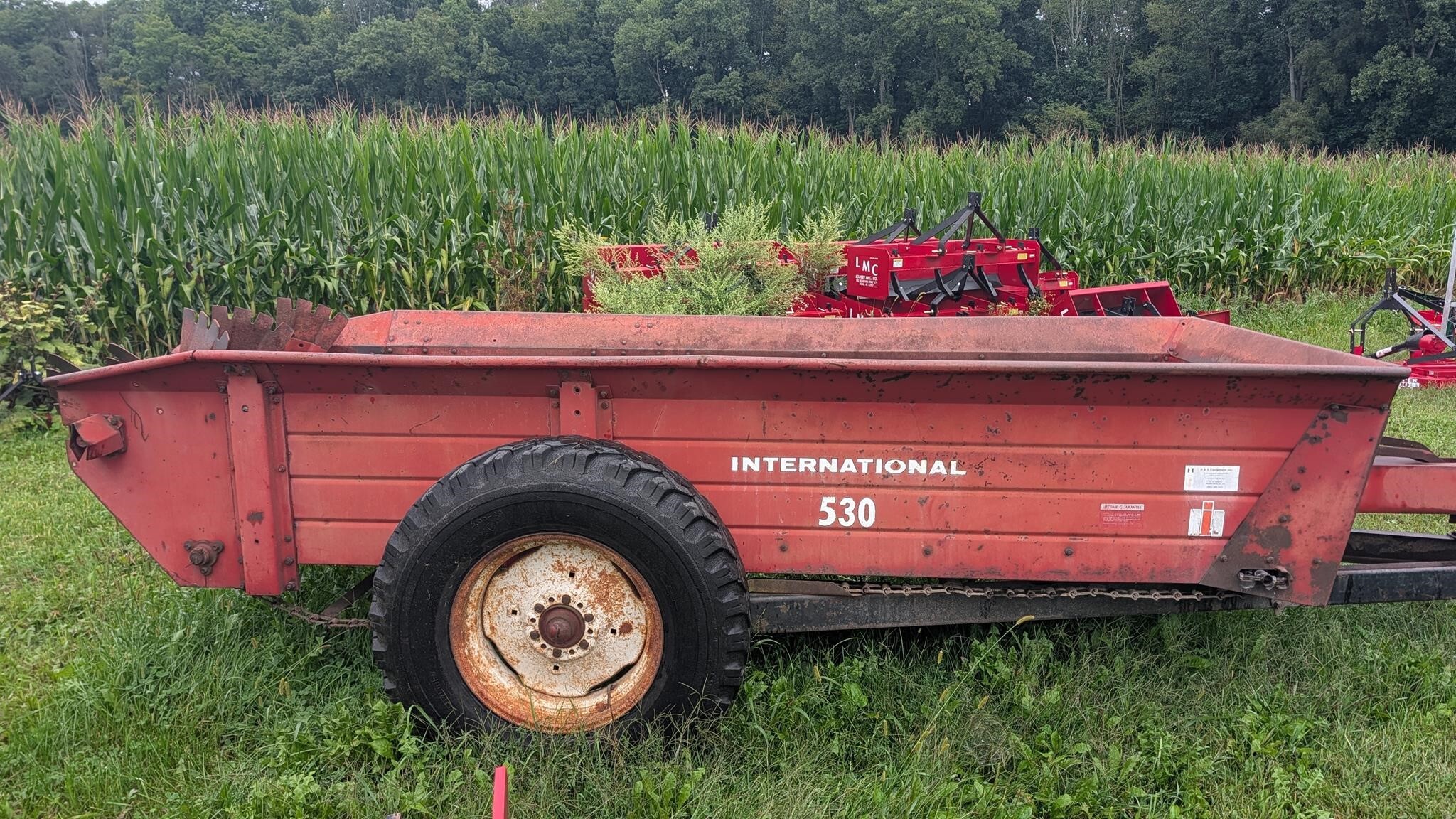 1985 International 530 Manure Spreader