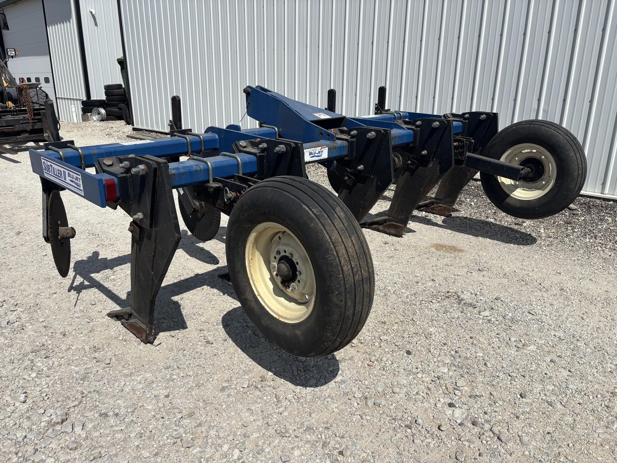  Blu-Jet Sub Tiller In-Line Ripper
