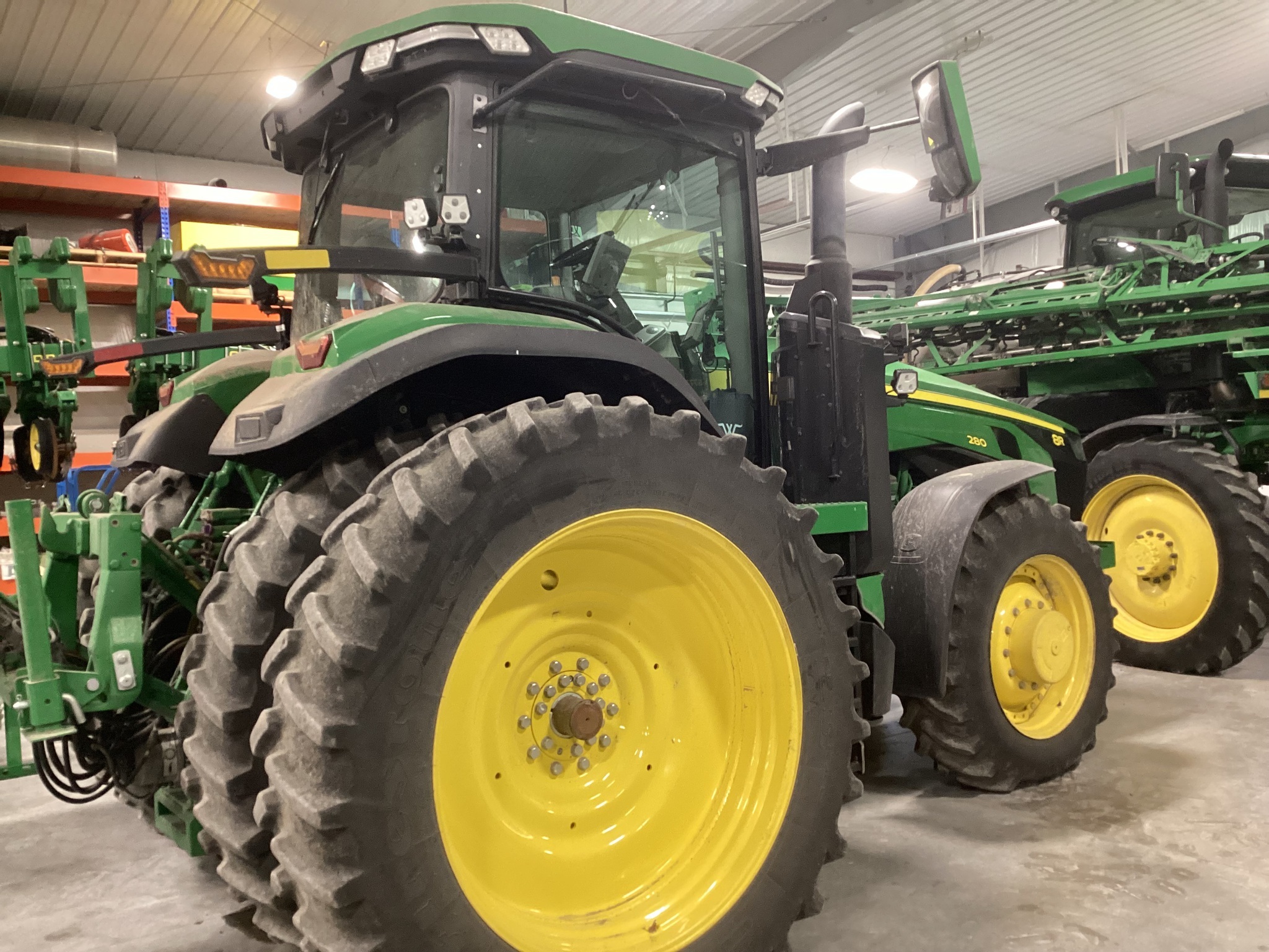 2022 John Deere 8R 280 Tractor