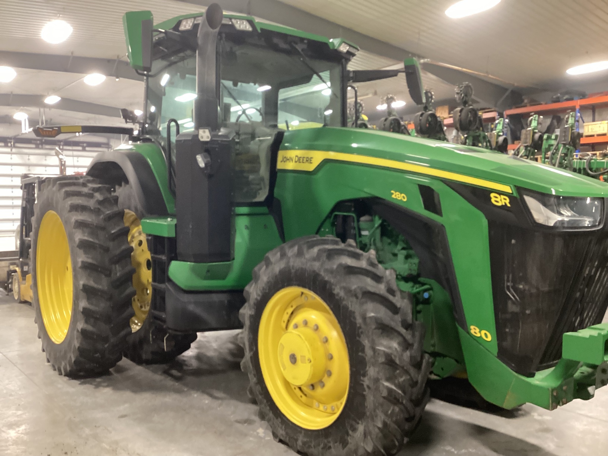 2022 John Deere 8R 280 Tractor
