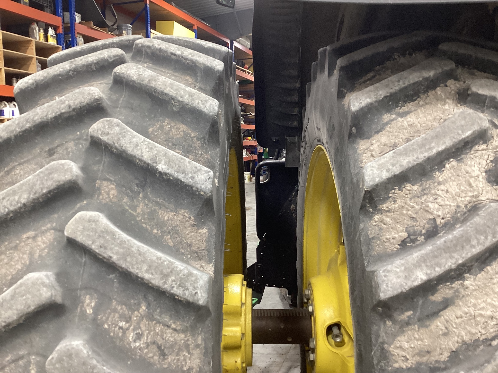 2022 John Deere 8R 280 Tractor