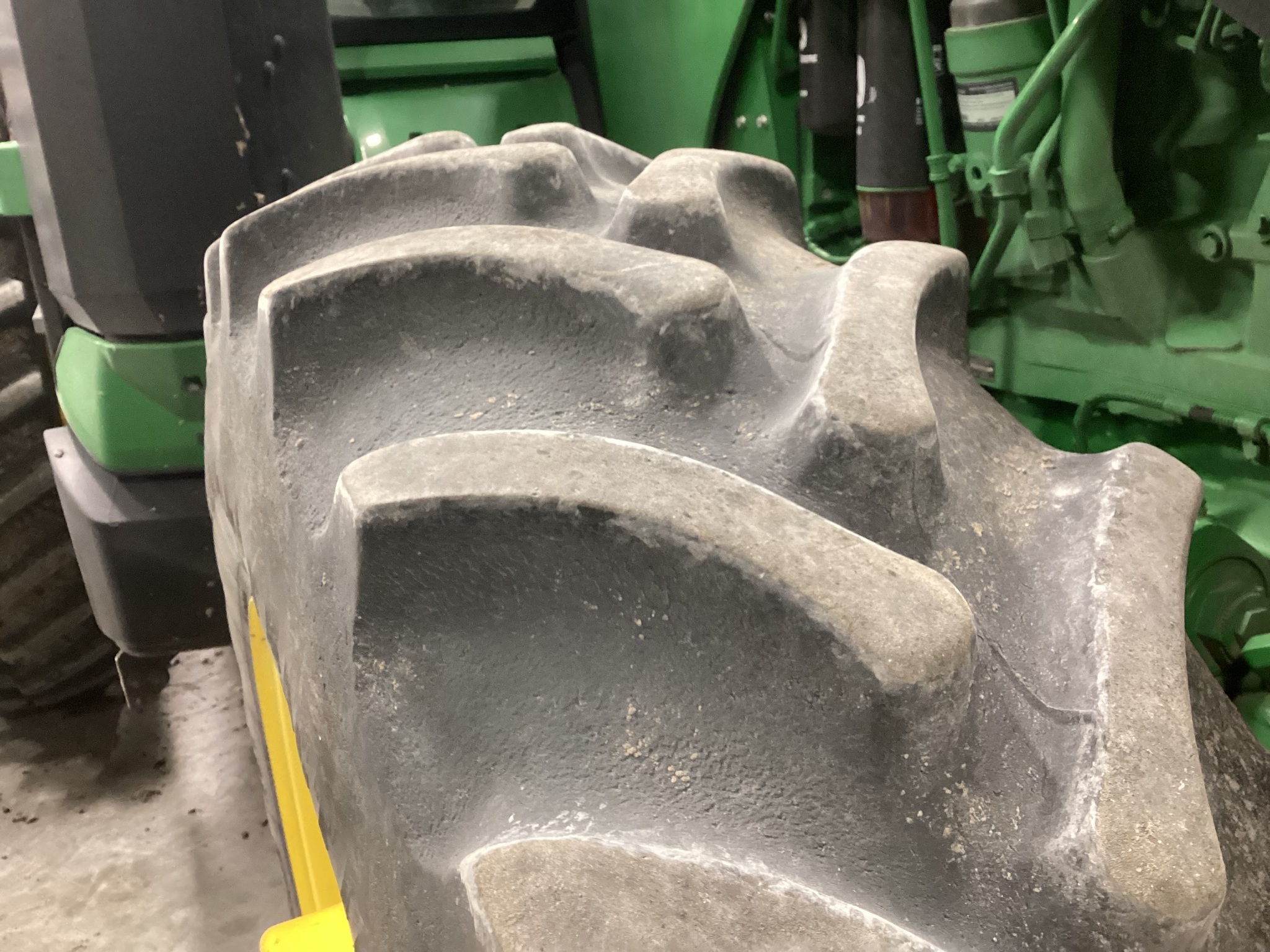 2022 John Deere 8R 280 Tractor