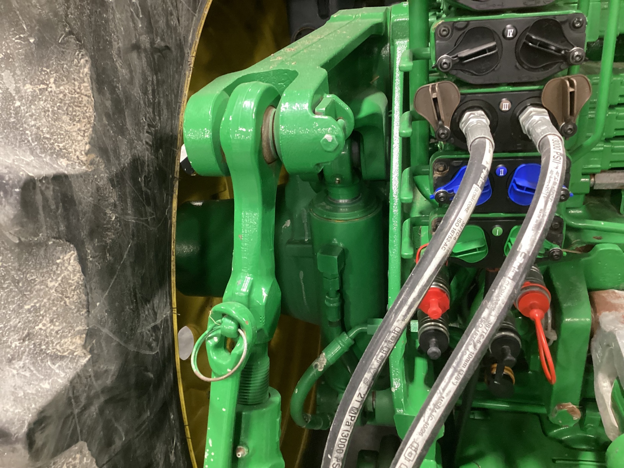 2022 John Deere 8R 280 Tractor