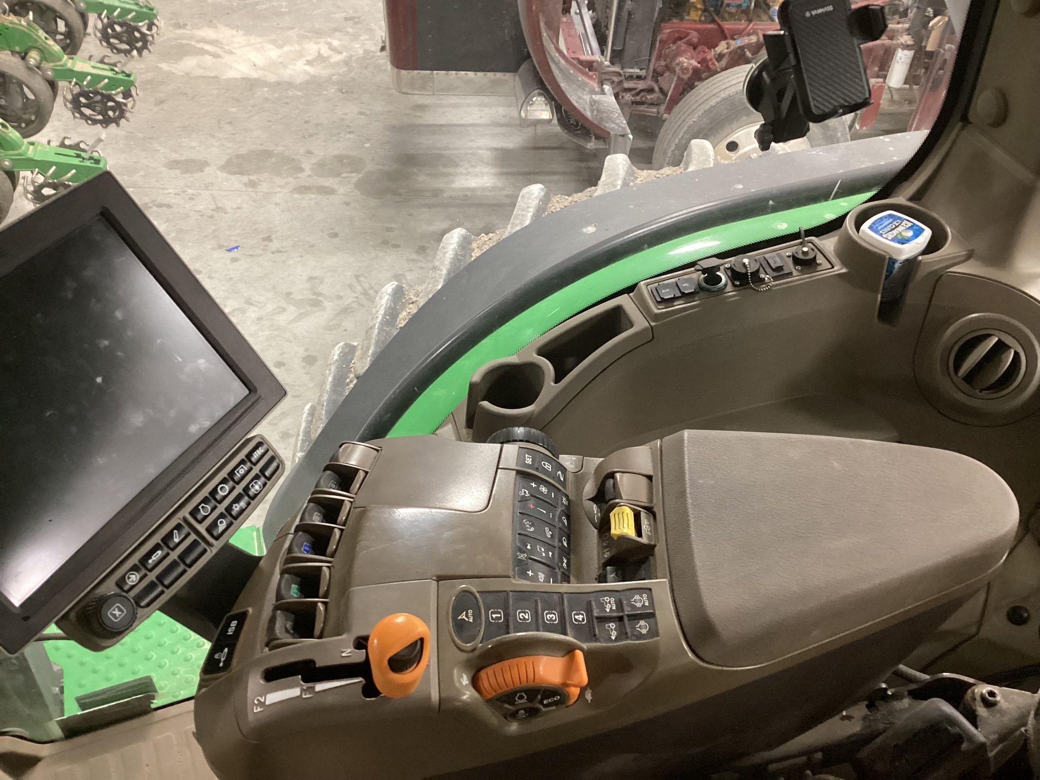 2022 John Deere 8R 280 Tractor