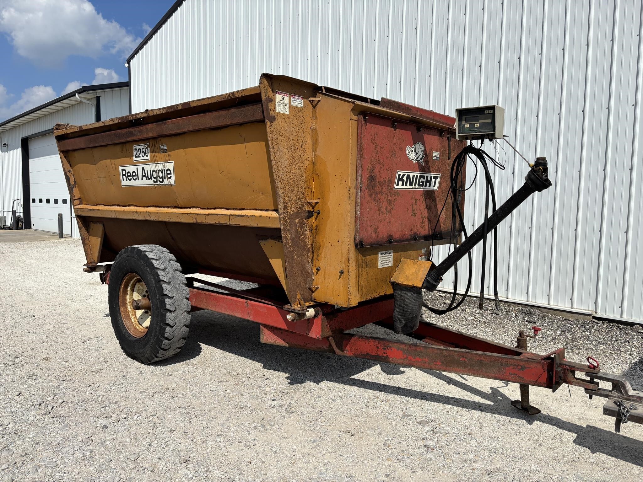  Knight 2250 Grinders and Mixer