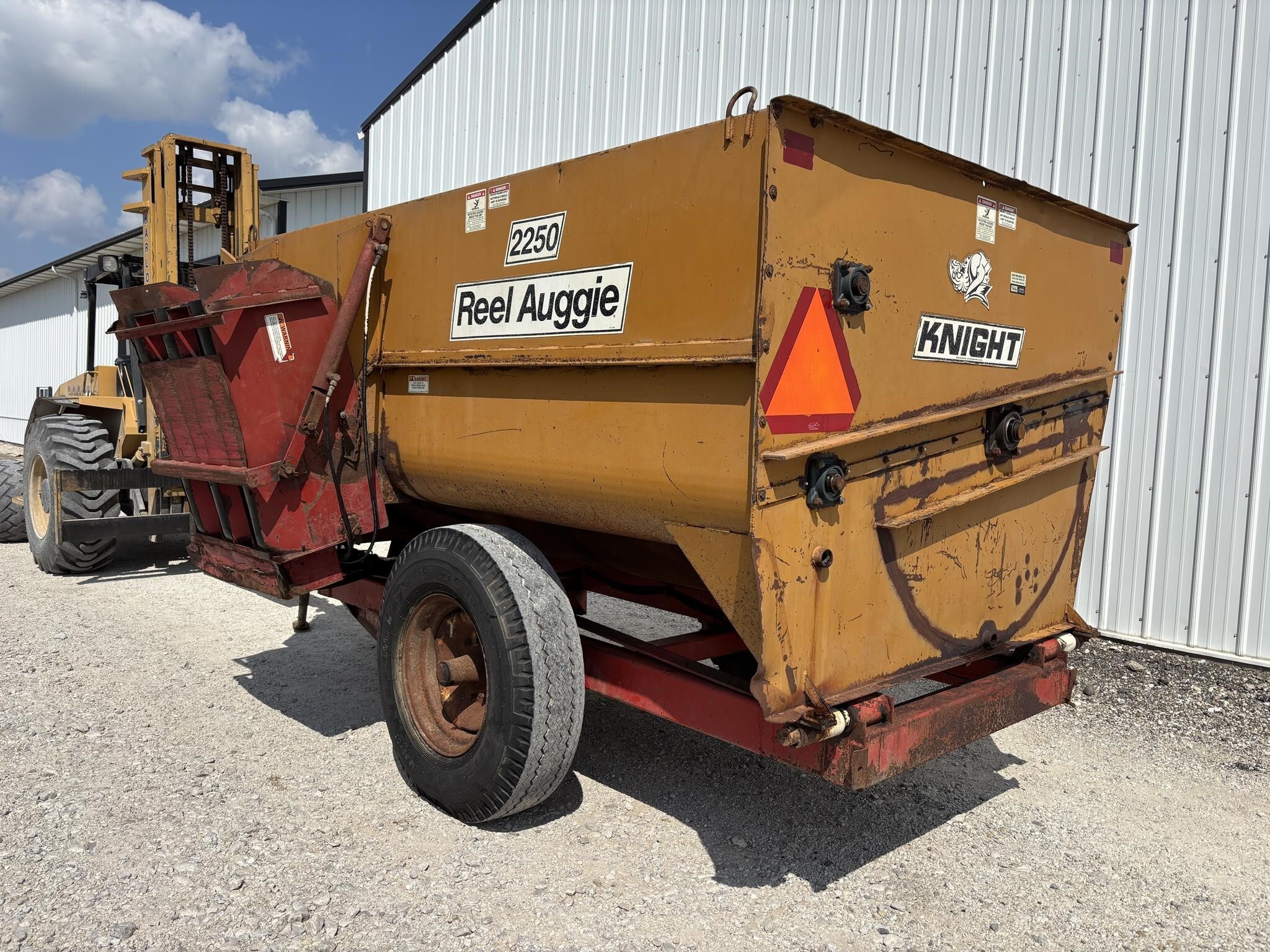  Knight 2250 Grinders and Mixer