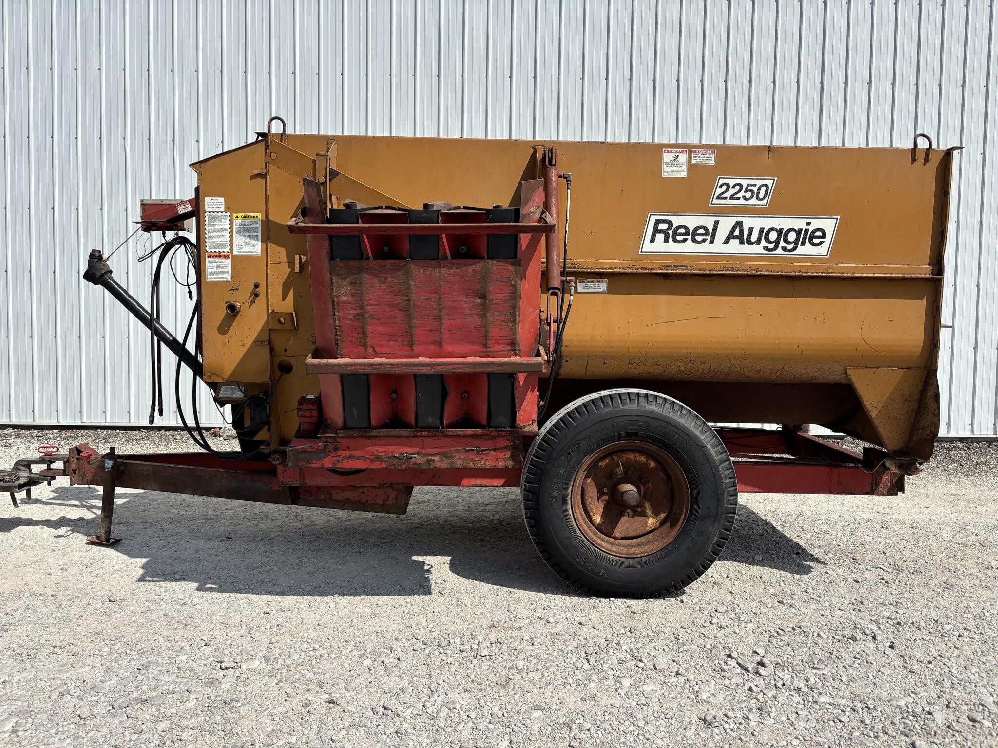  Knight 2250 Grinders and Mixer