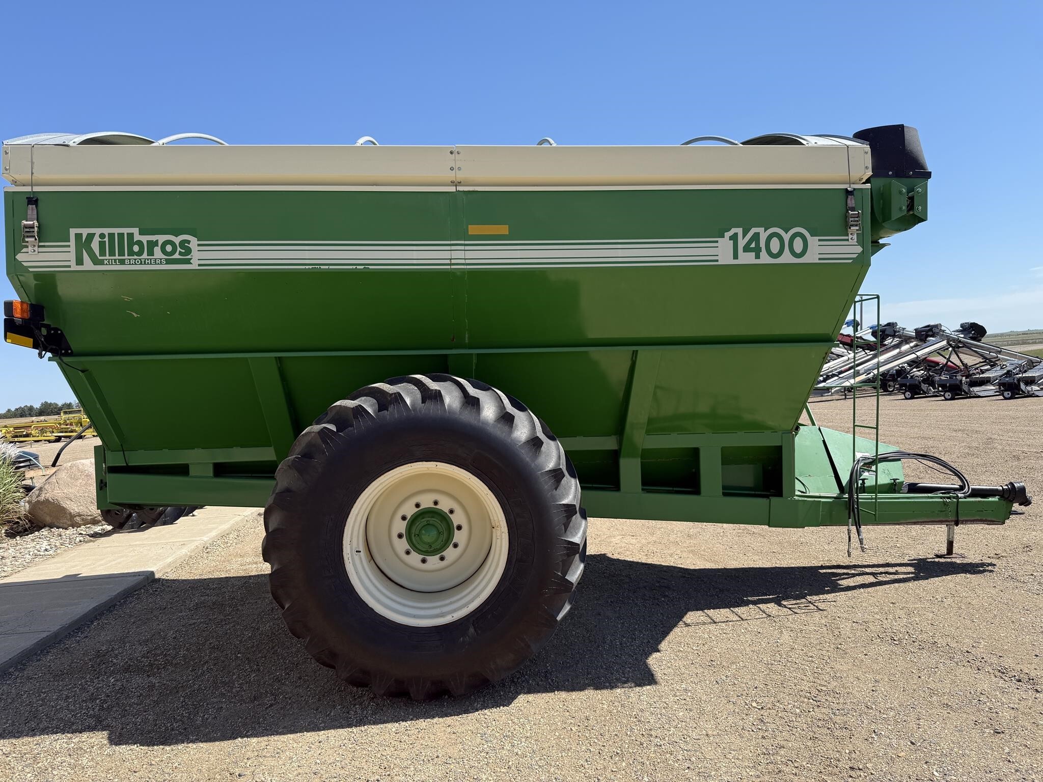  Killbros 1400 Grain Cart