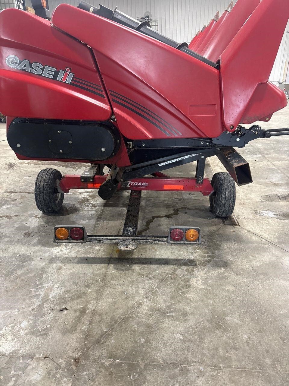  E-Z Trail 680 Header Trailer