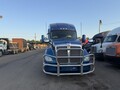 2017 Kenworth T680 Semi Trucks/Trailer