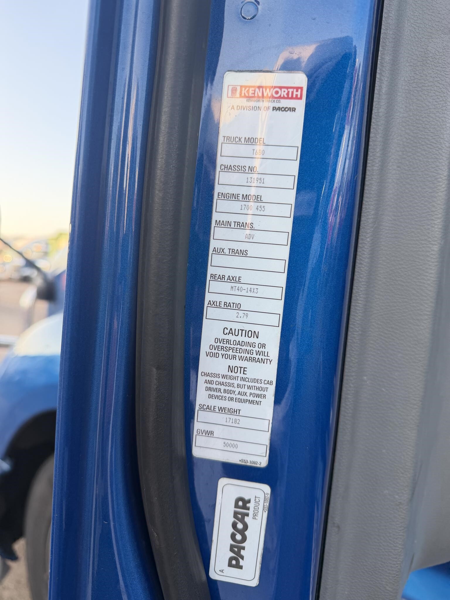 2017 Kenworth T680 Semi Trucks/Trailer