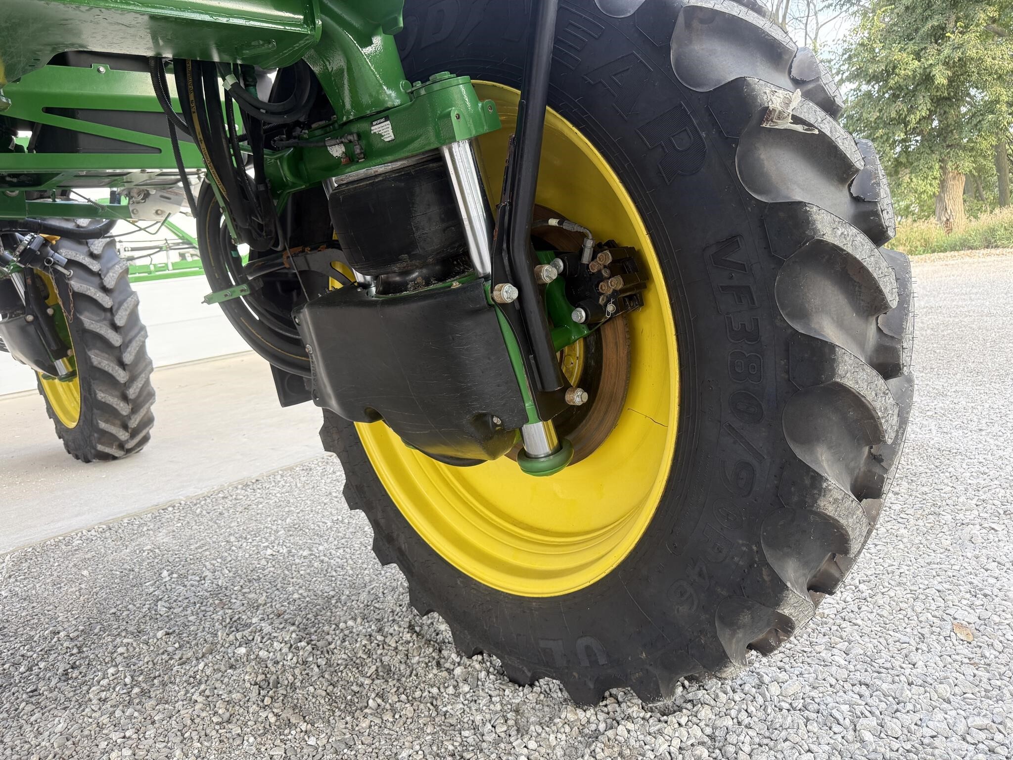 2018 John Deere R4038 Self-Propelled Sprayer