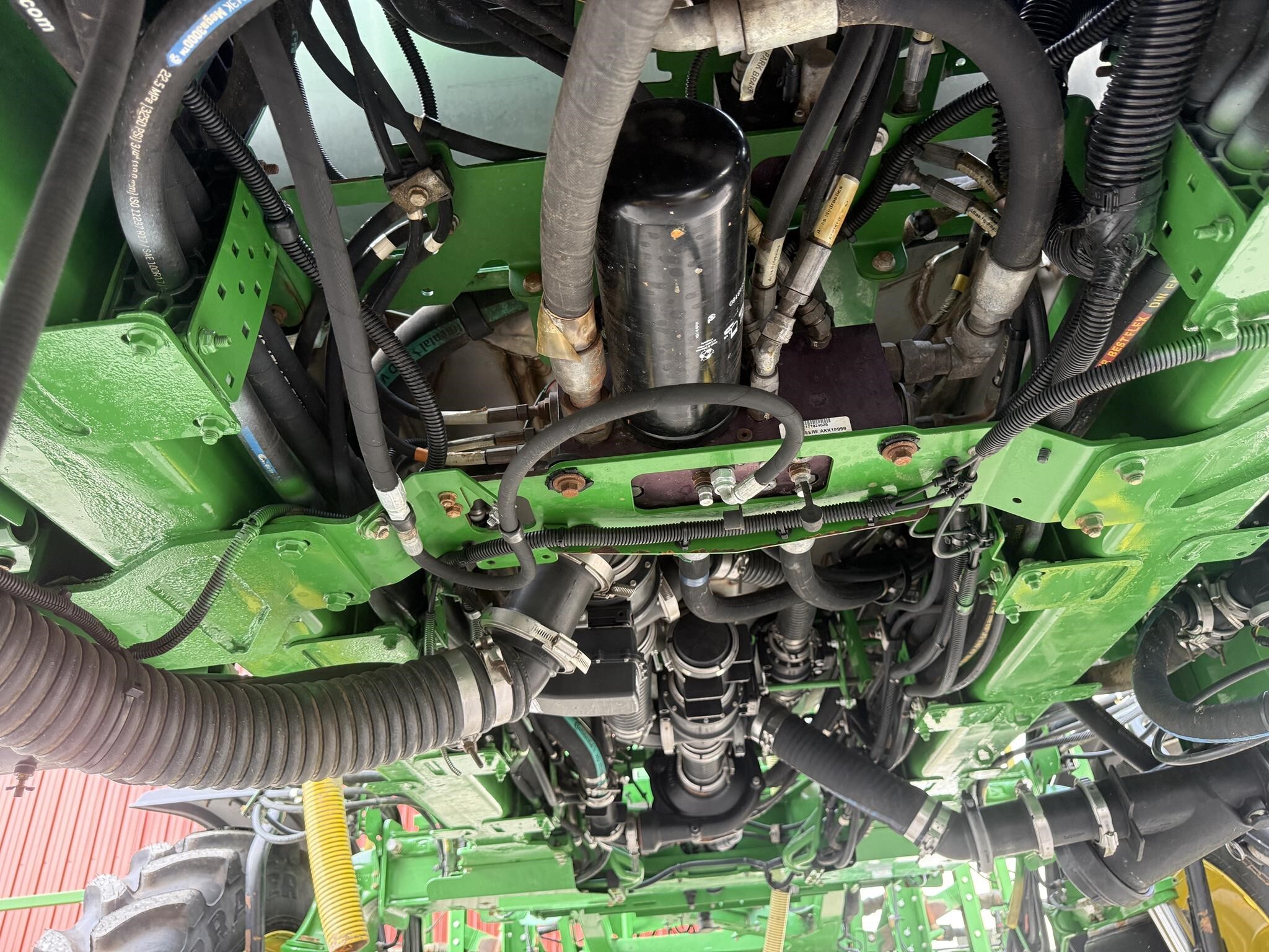 2018 John Deere R4038 Self-Propelled Sprayer