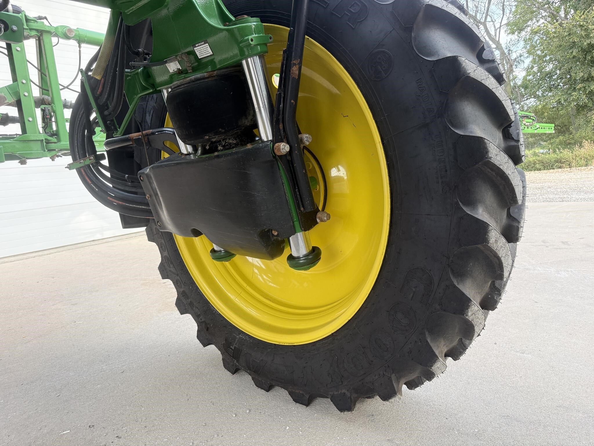 2018 John Deere R4038 Self-Propelled Sprayer