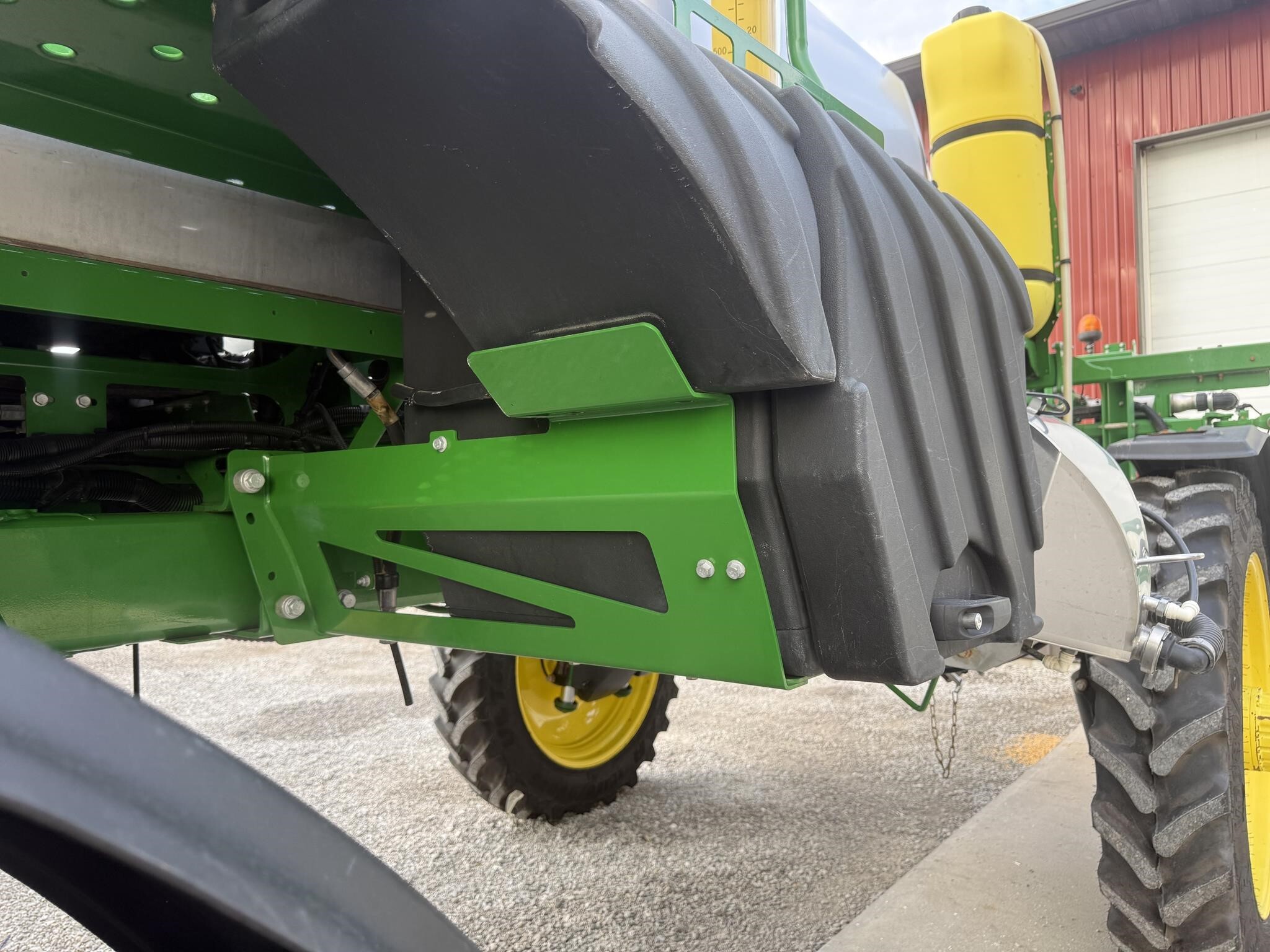 2018 John Deere R4038 Self-Propelled Sprayer