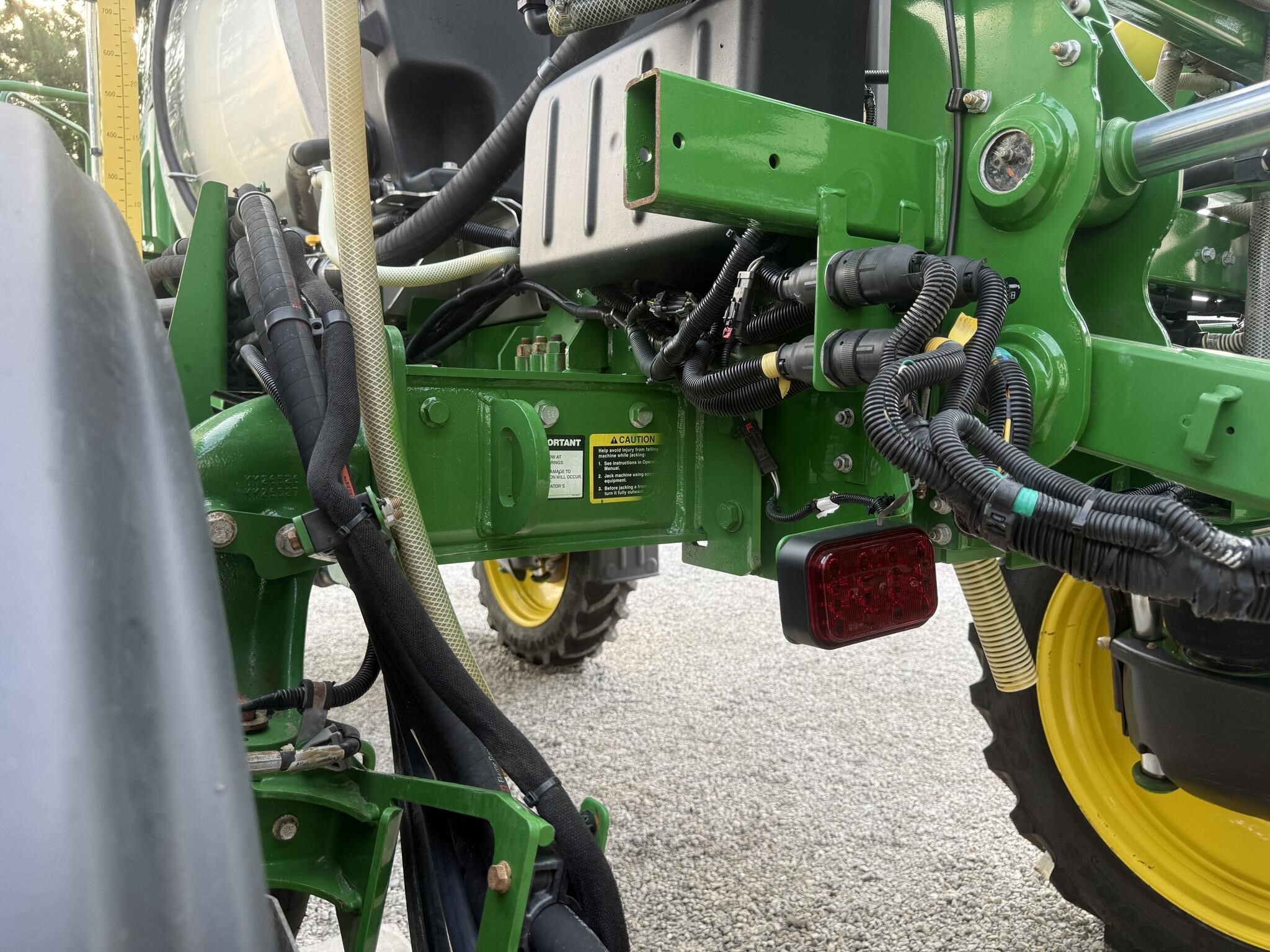 2018 John Deere R4038 Self-Propelled Sprayer
