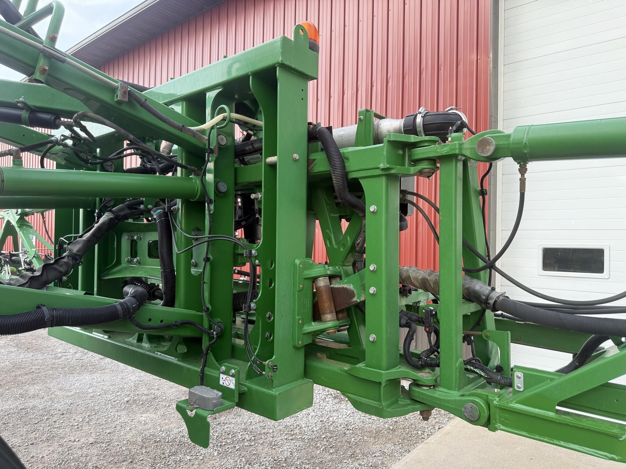 2018 John Deere R4038 Self-Propelled Sprayer