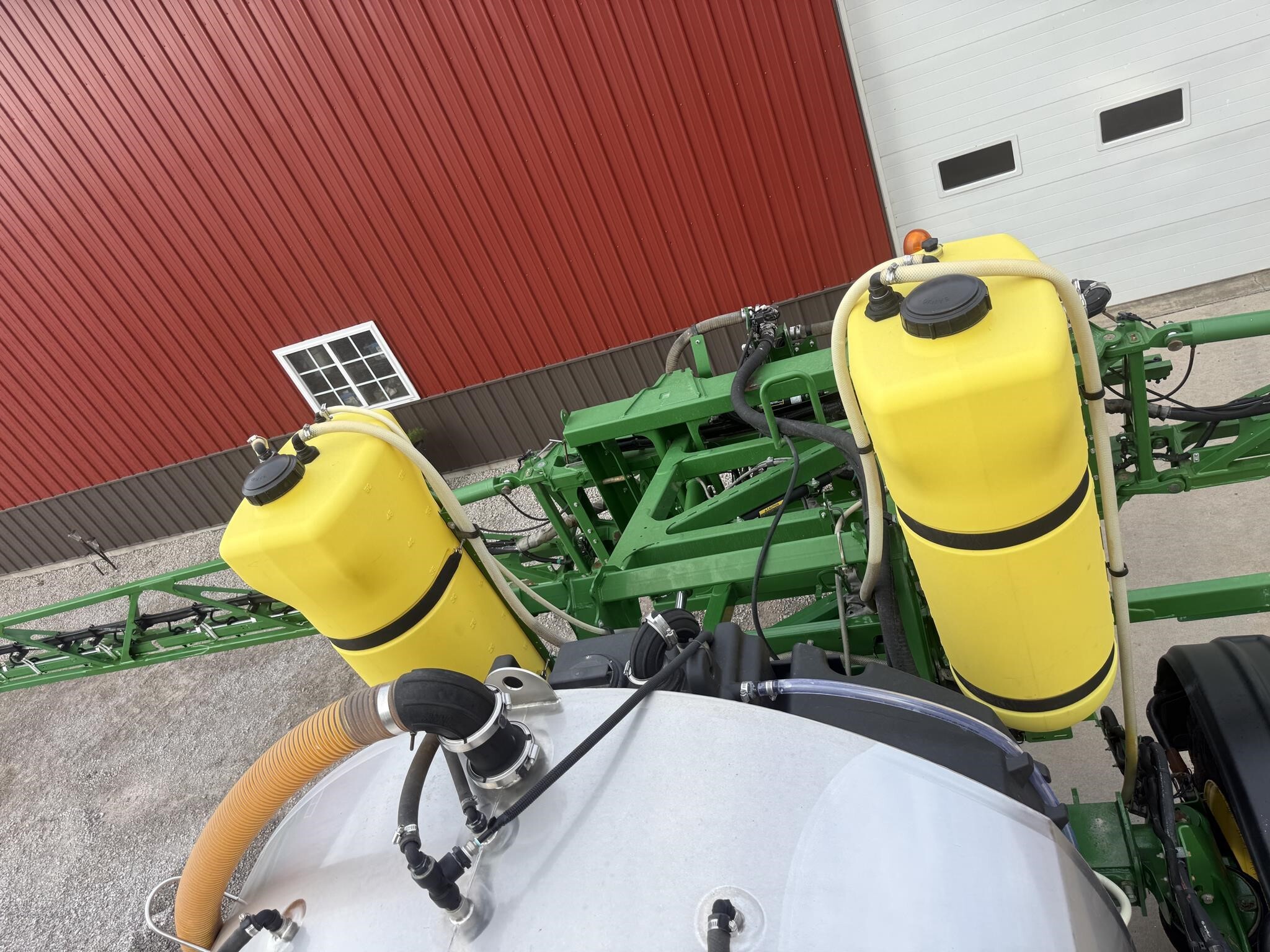 2018 John Deere R4038 Self-Propelled Sprayer