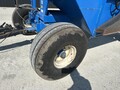  DMI D390 Gravity Wagon