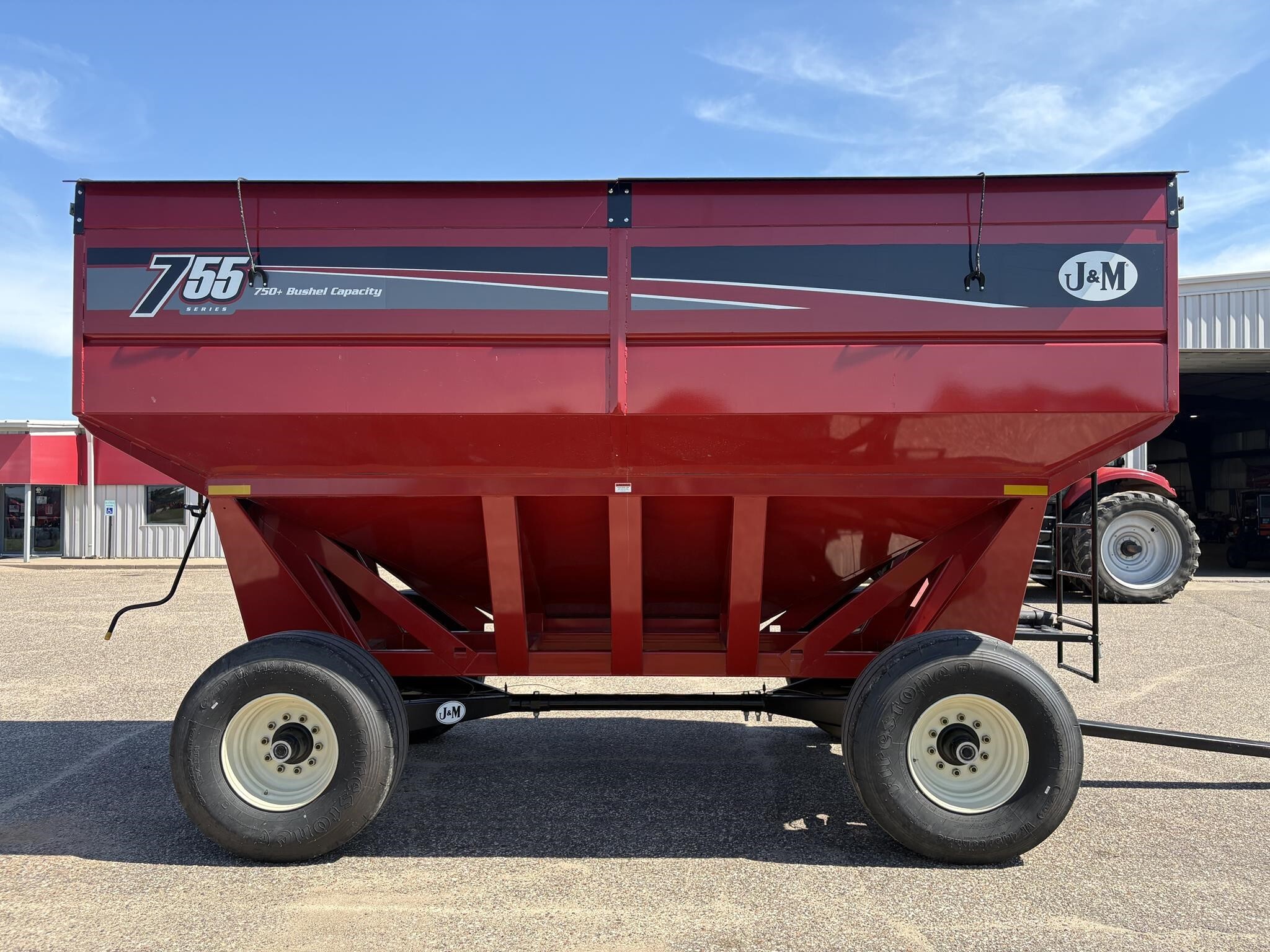 2023 J&M 755SD Gravity Wagon