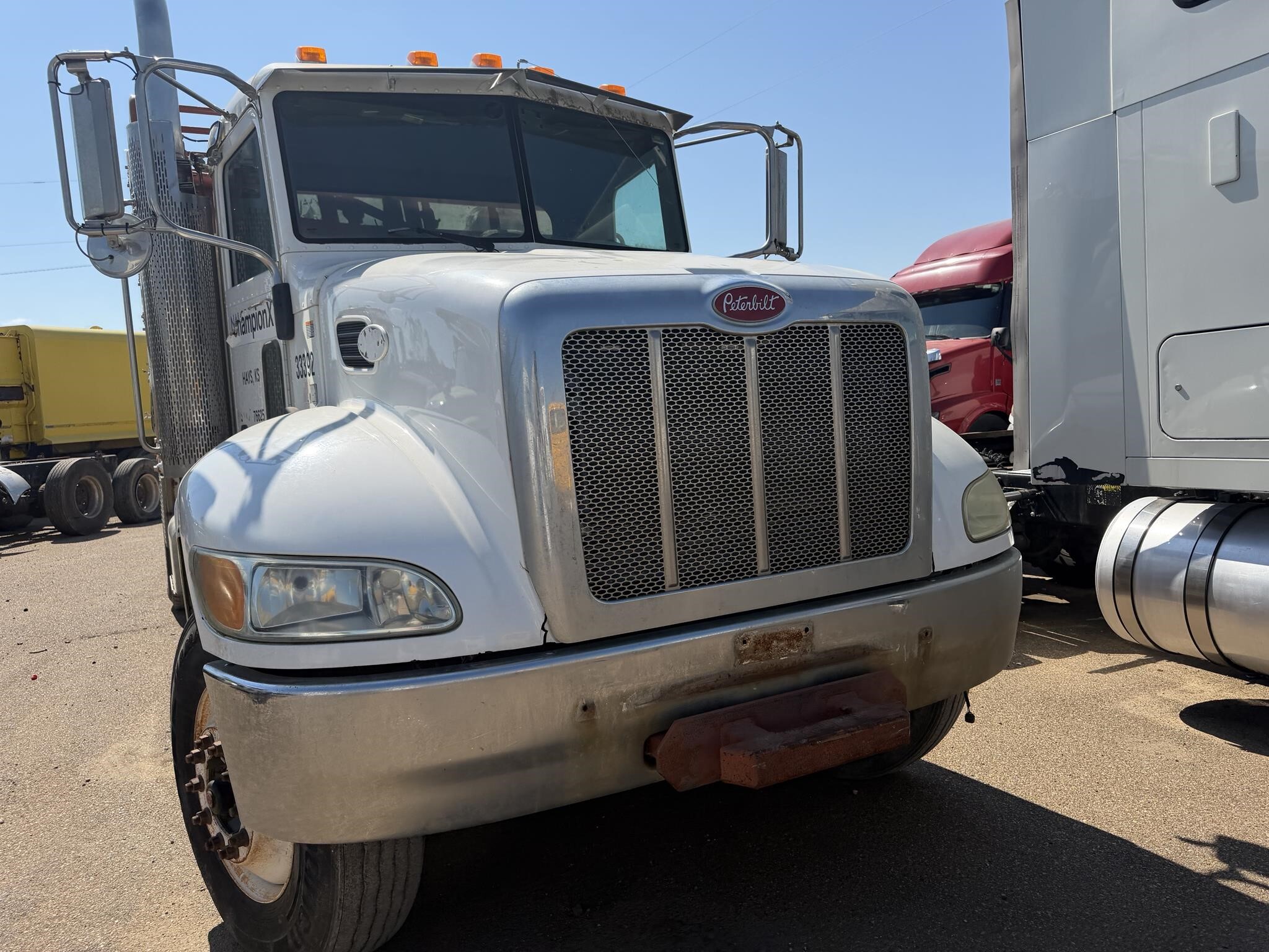 2012 Peterbilt 337 Semi Trucks/Trailer