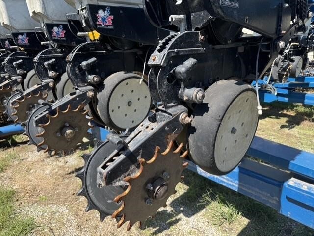 2010 Kinze 3660 Planter