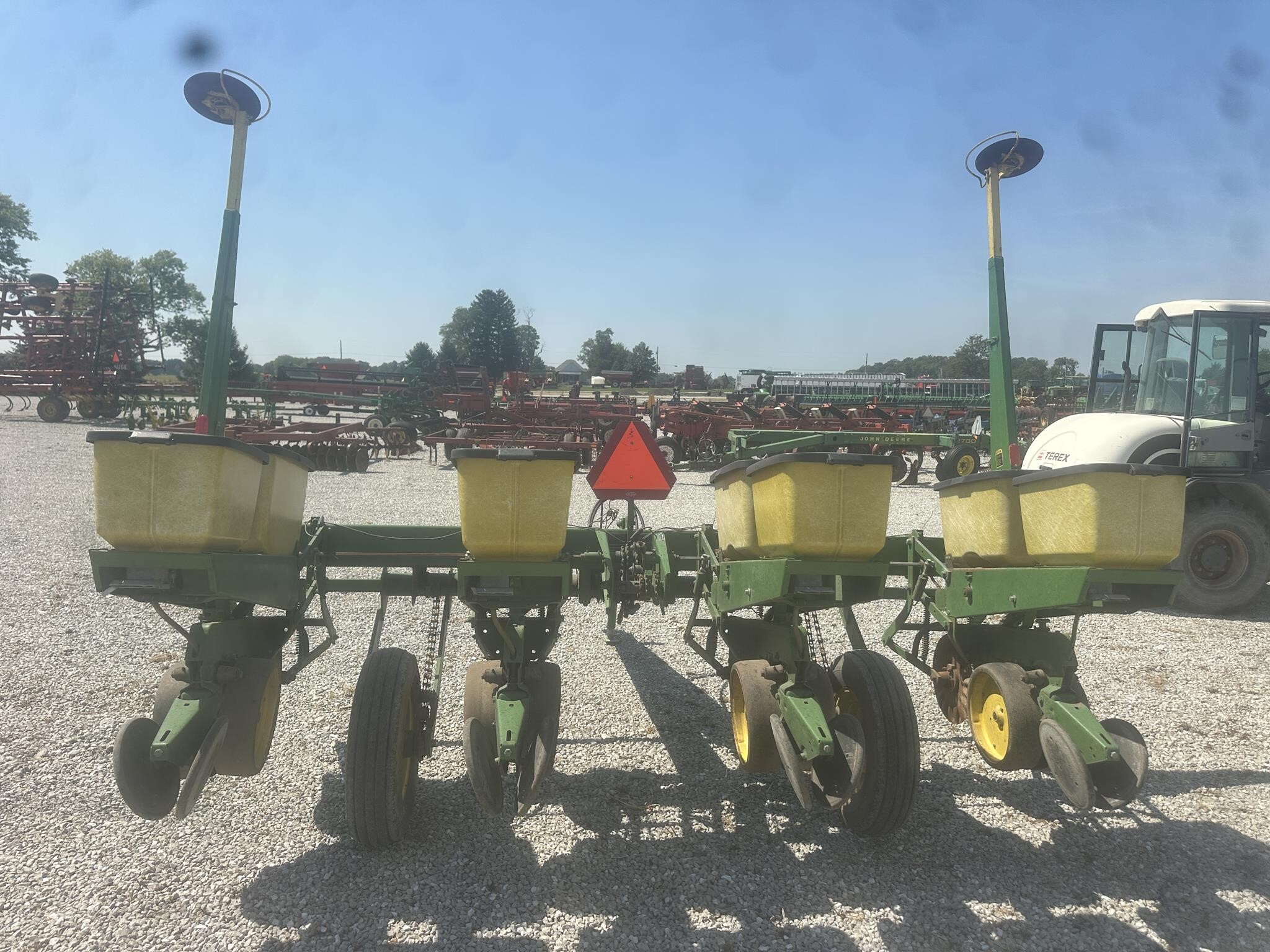  John Deere 7000 Planter