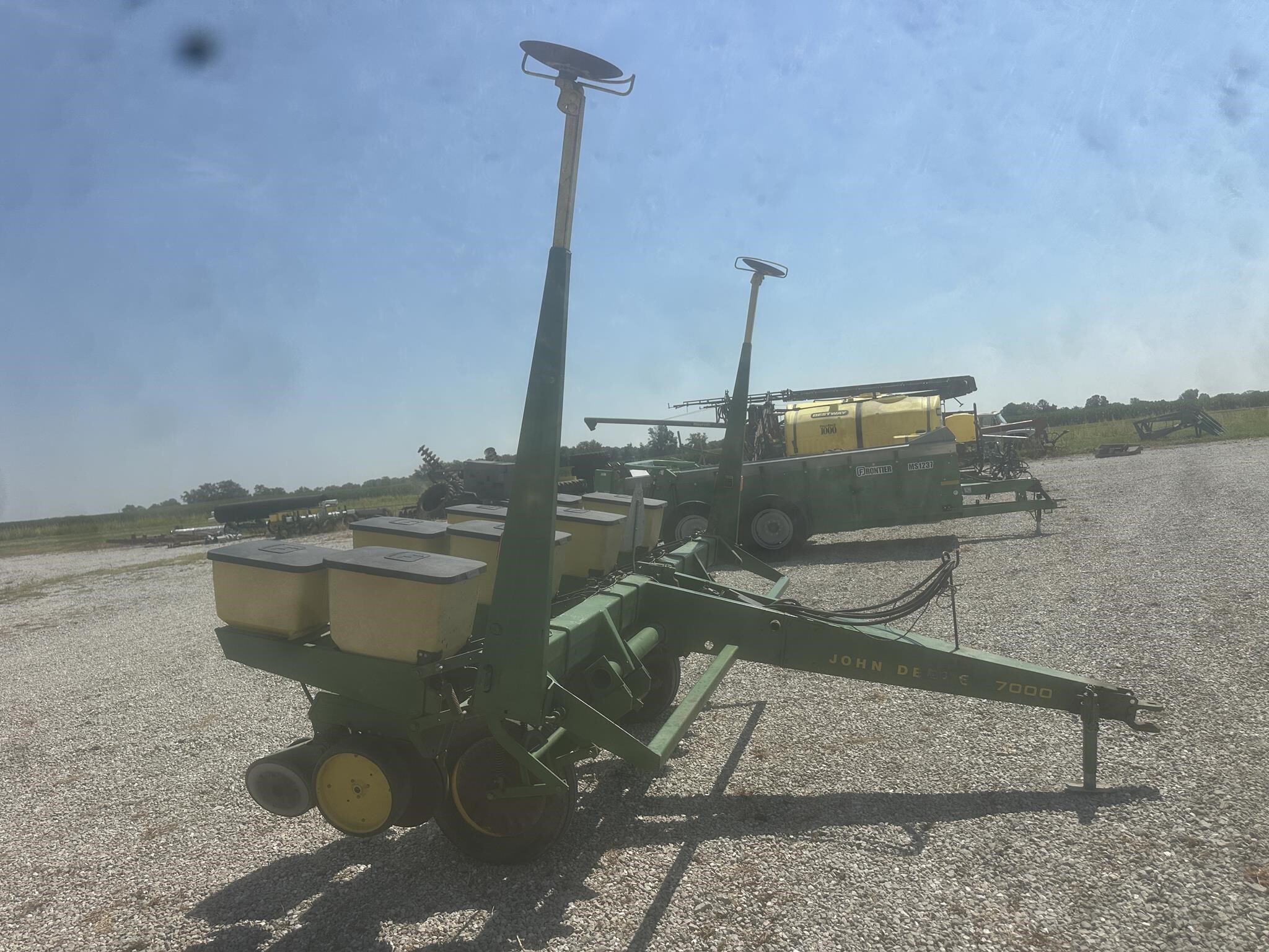  John Deere 7000 Planter