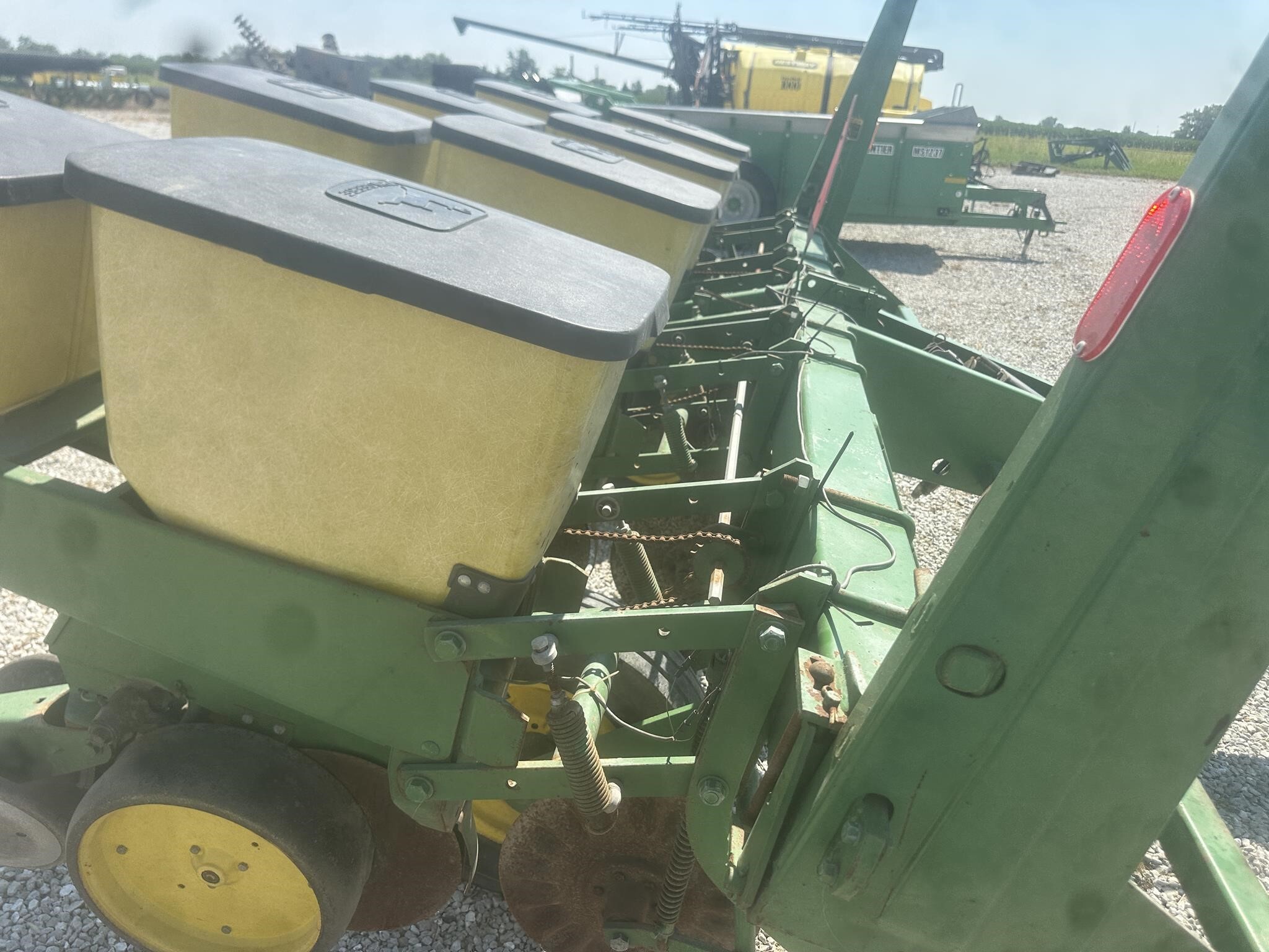  John Deere 7000 Planter