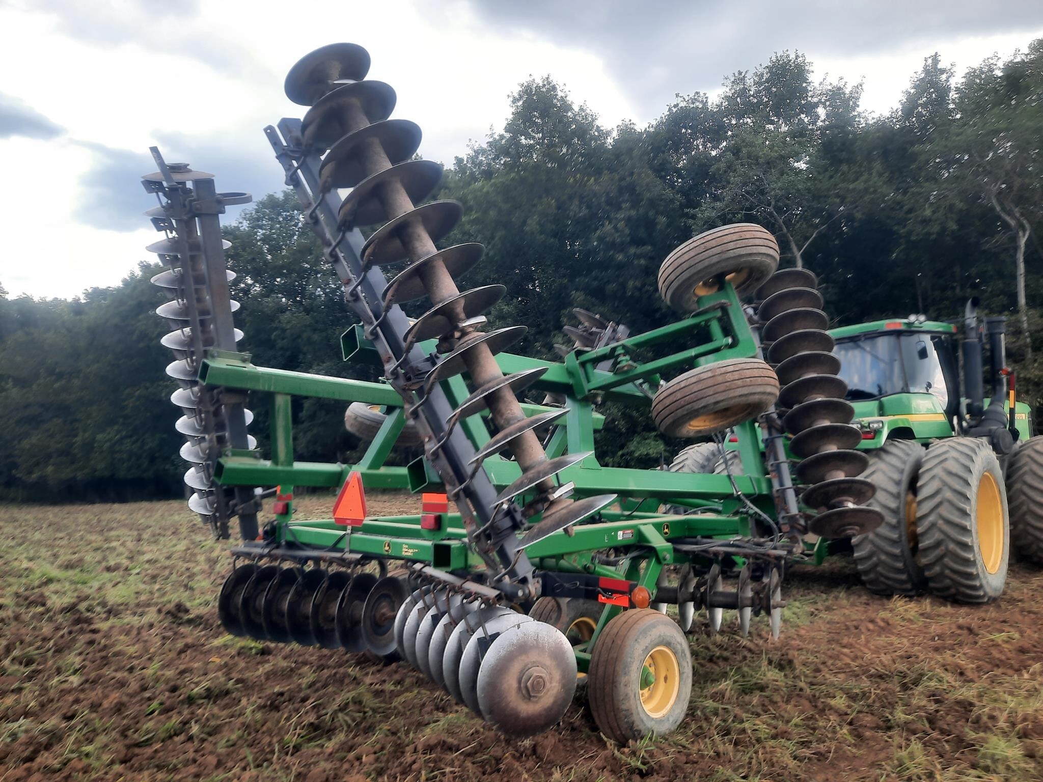 John Deere 637 Disk