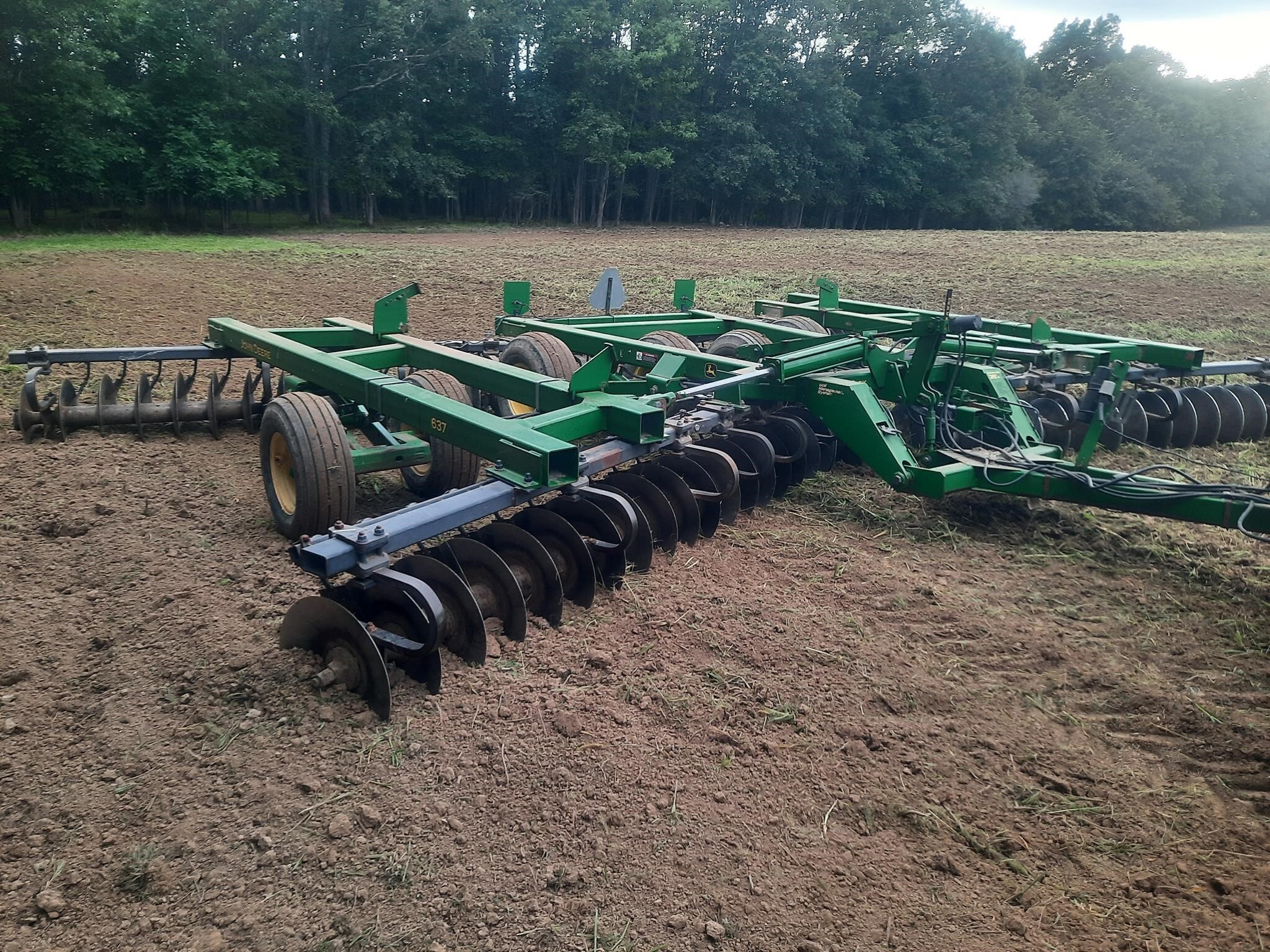  John Deere 637 Disk