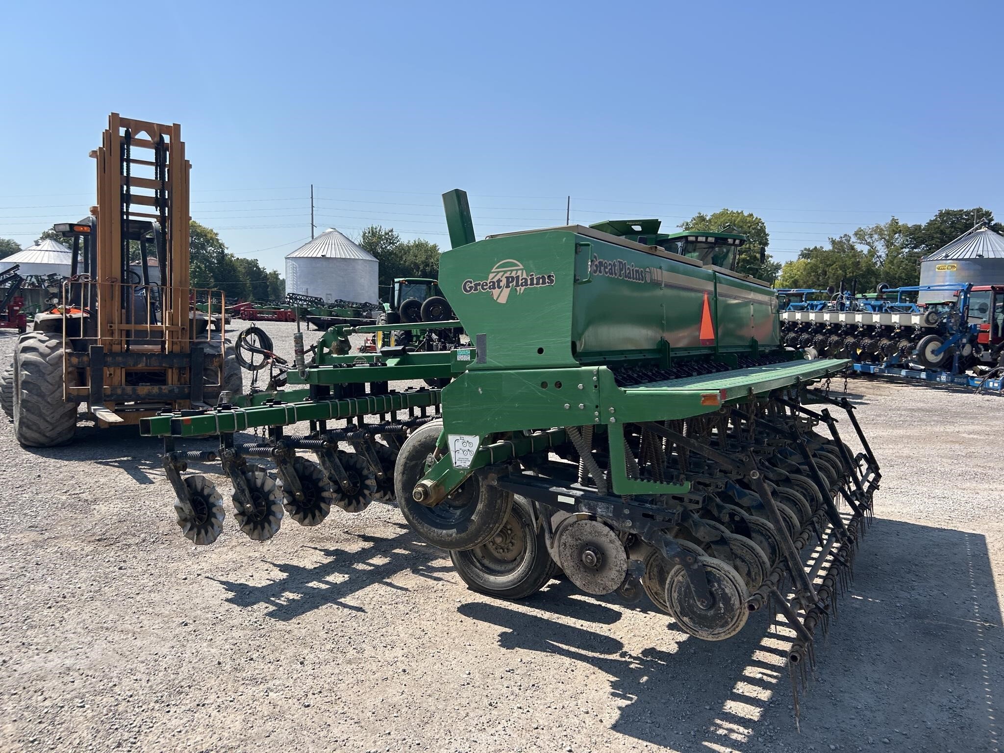  Great Plains Solid Stand 1500 Drill