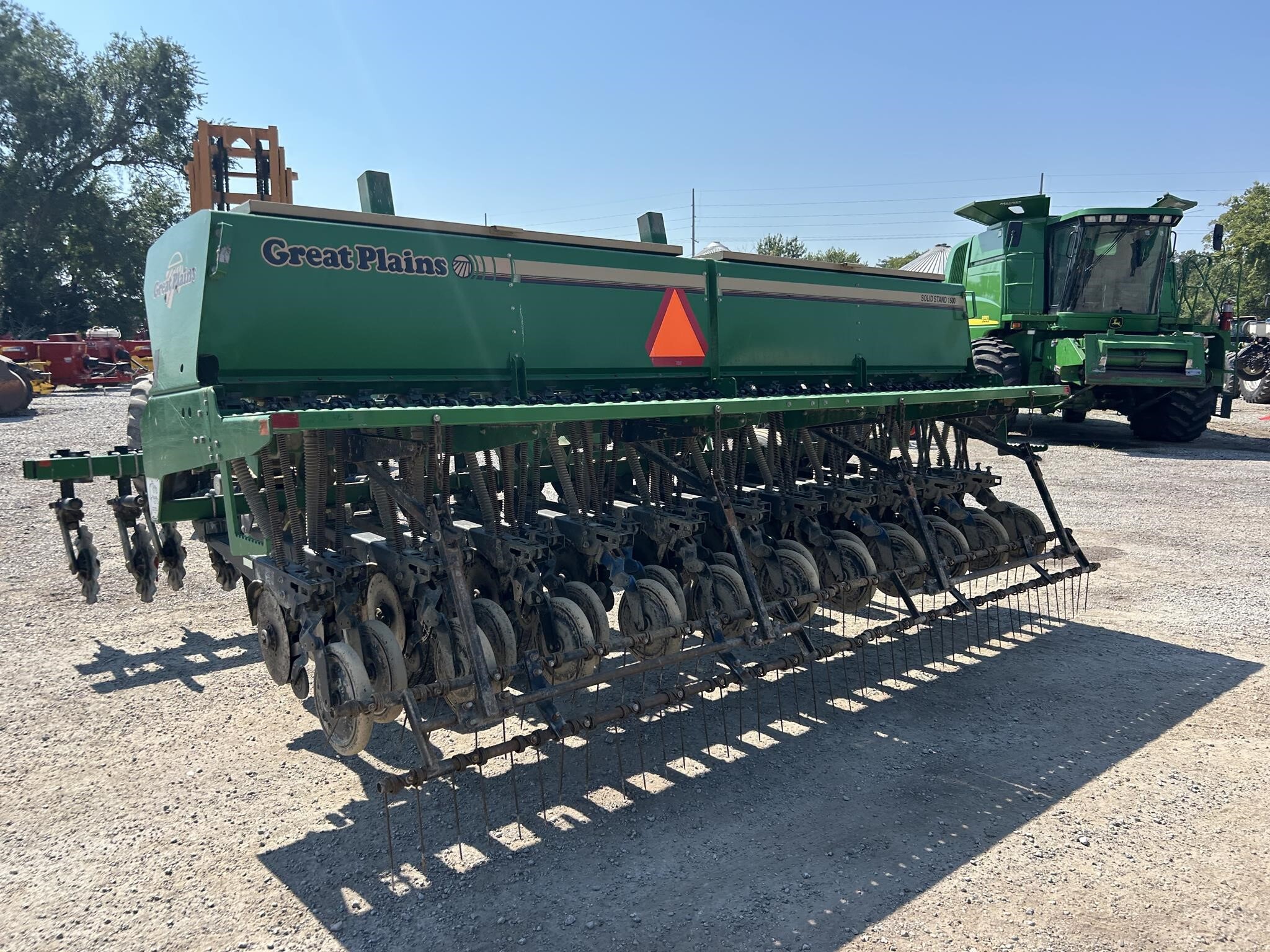  Great Plains Solid Stand 1500 Drill