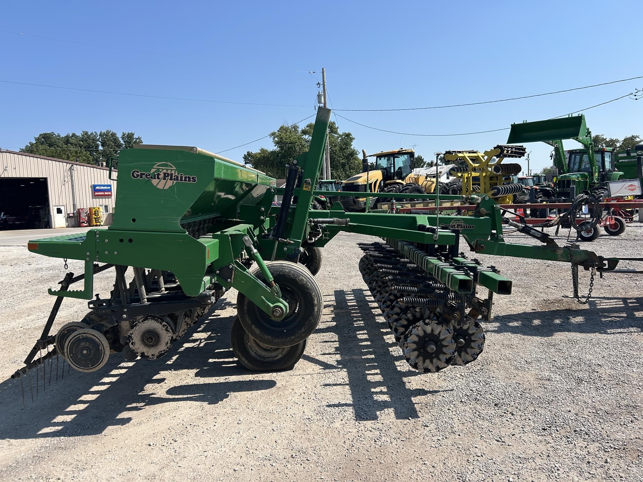  Great Plains Solid Stand 1500 Drill