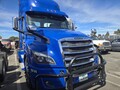2019 Freightliner Cascadia 126 Semi Trucks/Trailer