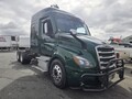 2022 Freightliner CASCADIA 116 Semi Trucks/Trailer