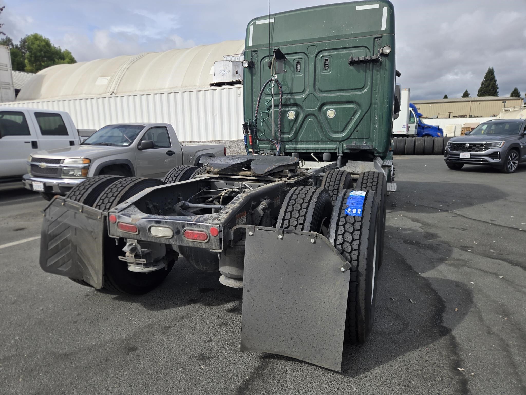 2022 Freightliner CASCADIA 116 Semi Trucks/Trailer