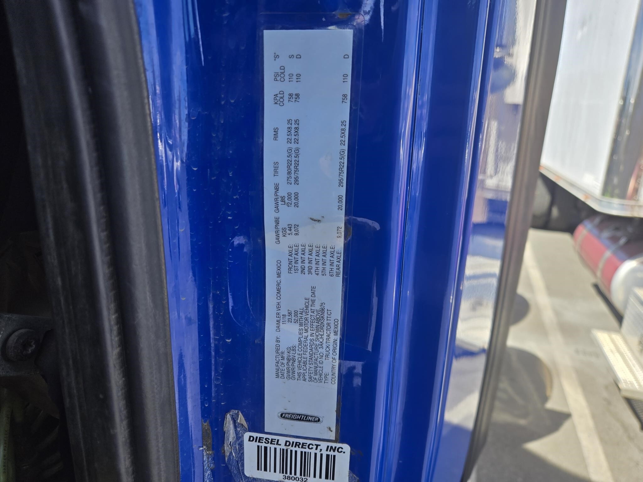 2019 Freightliner Cascadia 126 Semi Trucks/Trailer