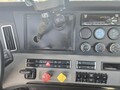 2019 Freightliner Cascadia 126 Semi Trucks/Trailer