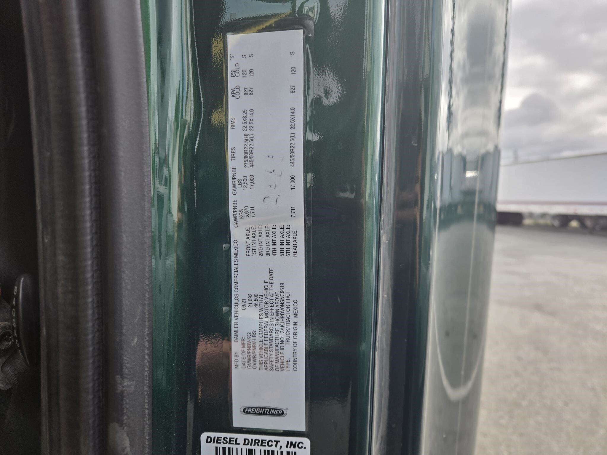 2022 Freightliner CASCADIA 116 Semi Trucks/Trailer